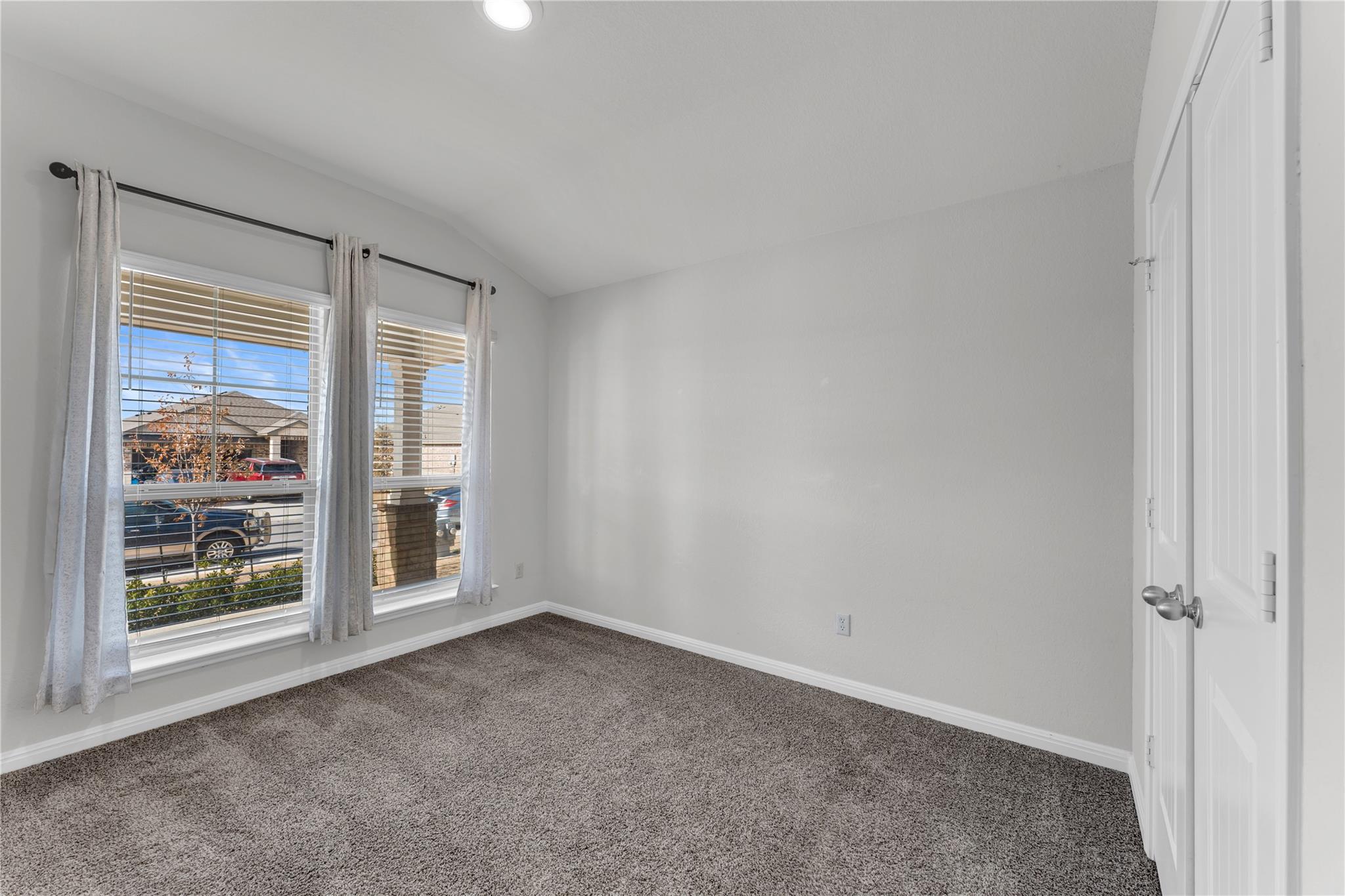 125 Cinnamon Loop, Burnet, TX 78611