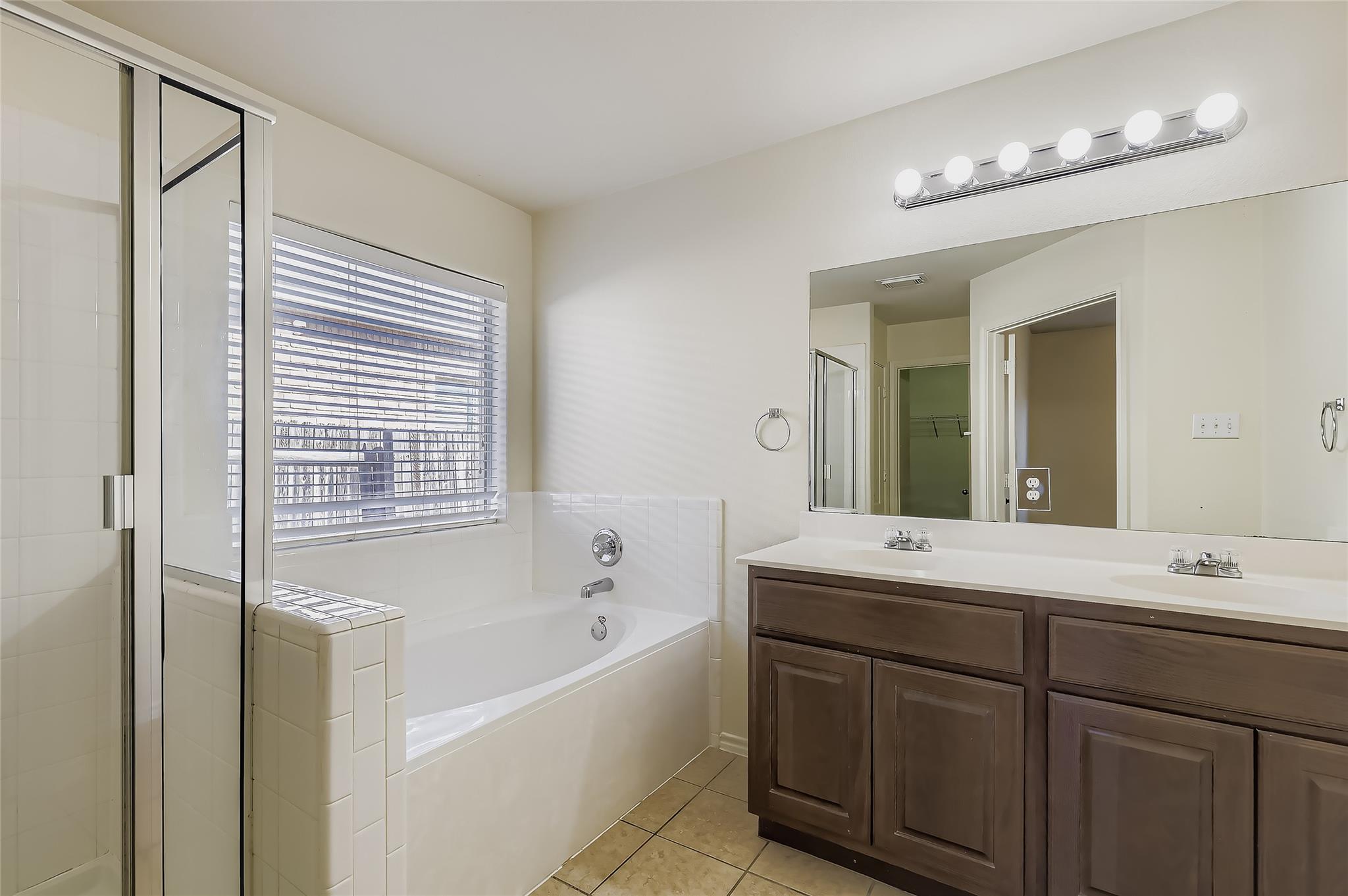 11612 Larch Valley Dr, Austin, TX 78754