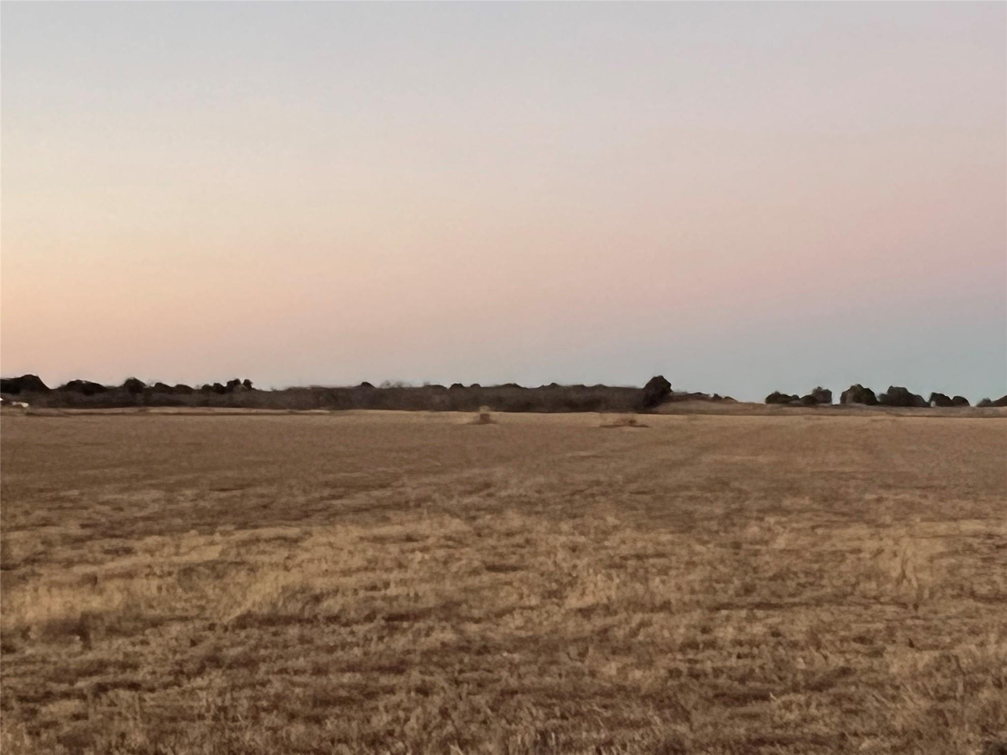 12282 E Travis Rd, Holland, TX 76534