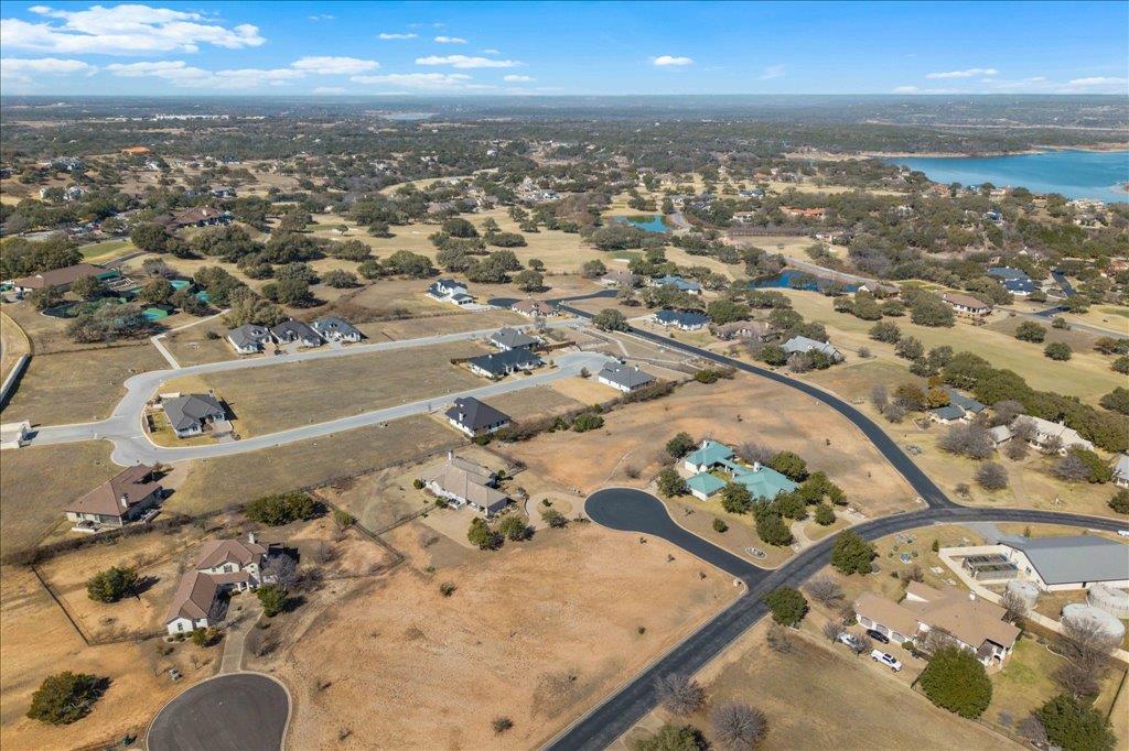 26601 Hunters Grove Ct, Spicewood, TX 78669