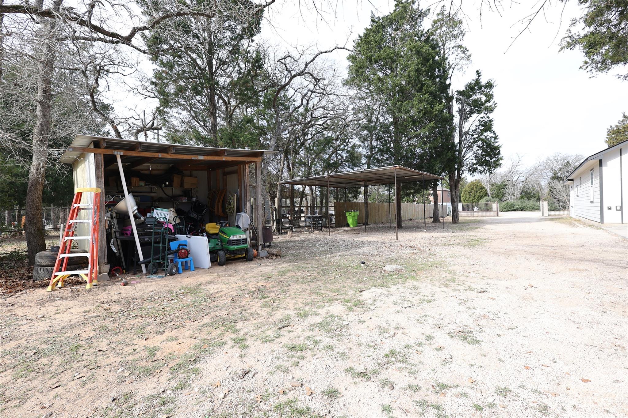 250 La Selva Dr, Elgin, TX 78621