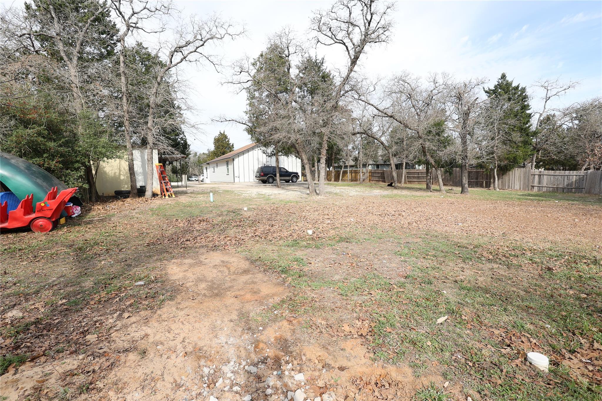 250 La Selva Dr, Elgin, TX 78621