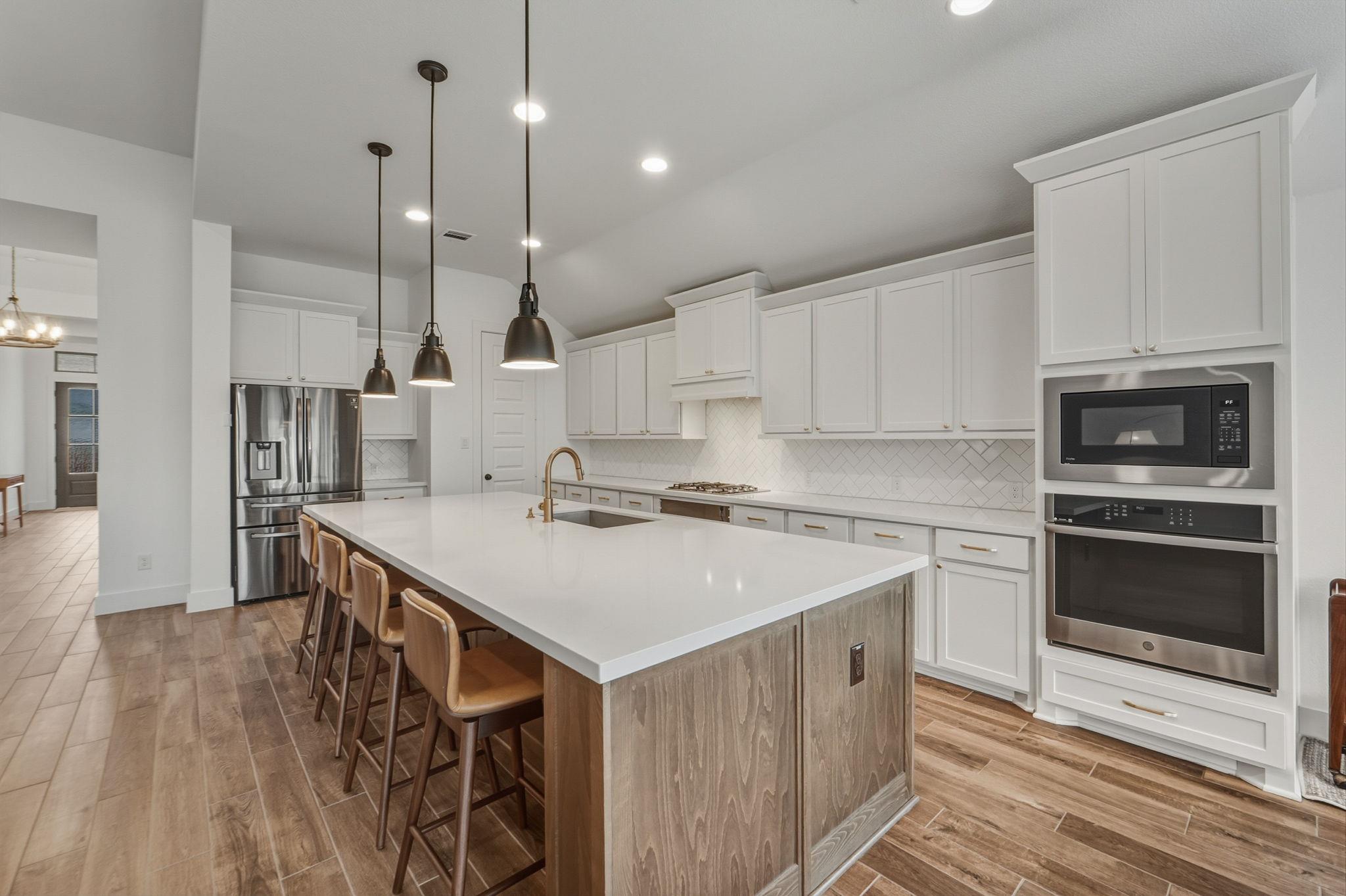 283 Painted Creek Way, Kyle, TX 78640