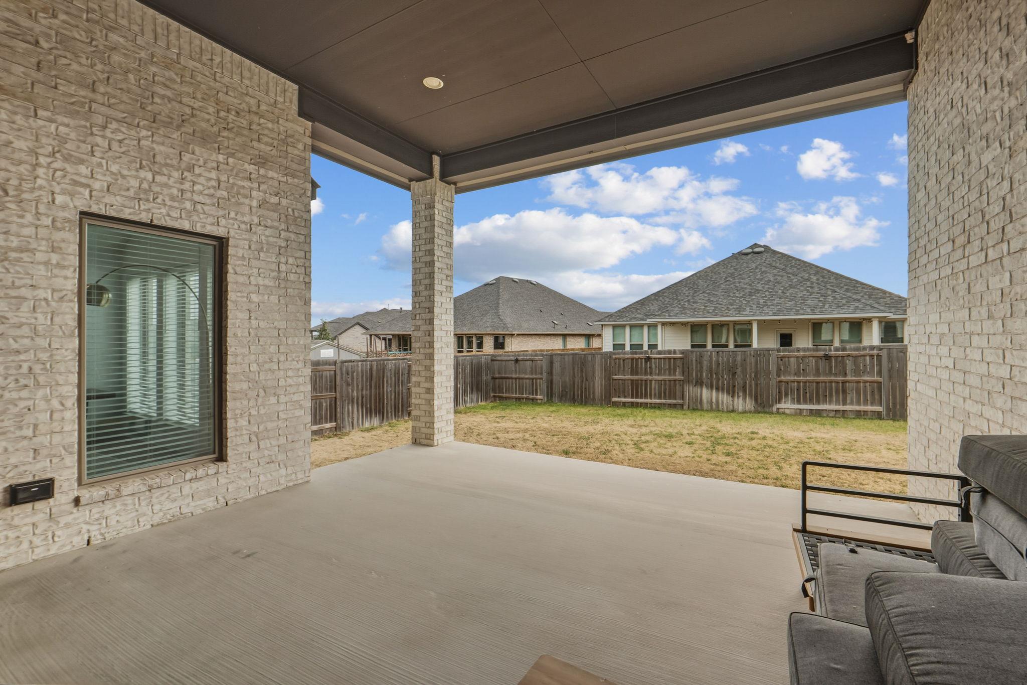 283 Painted Creek Way, Kyle, TX 78640
