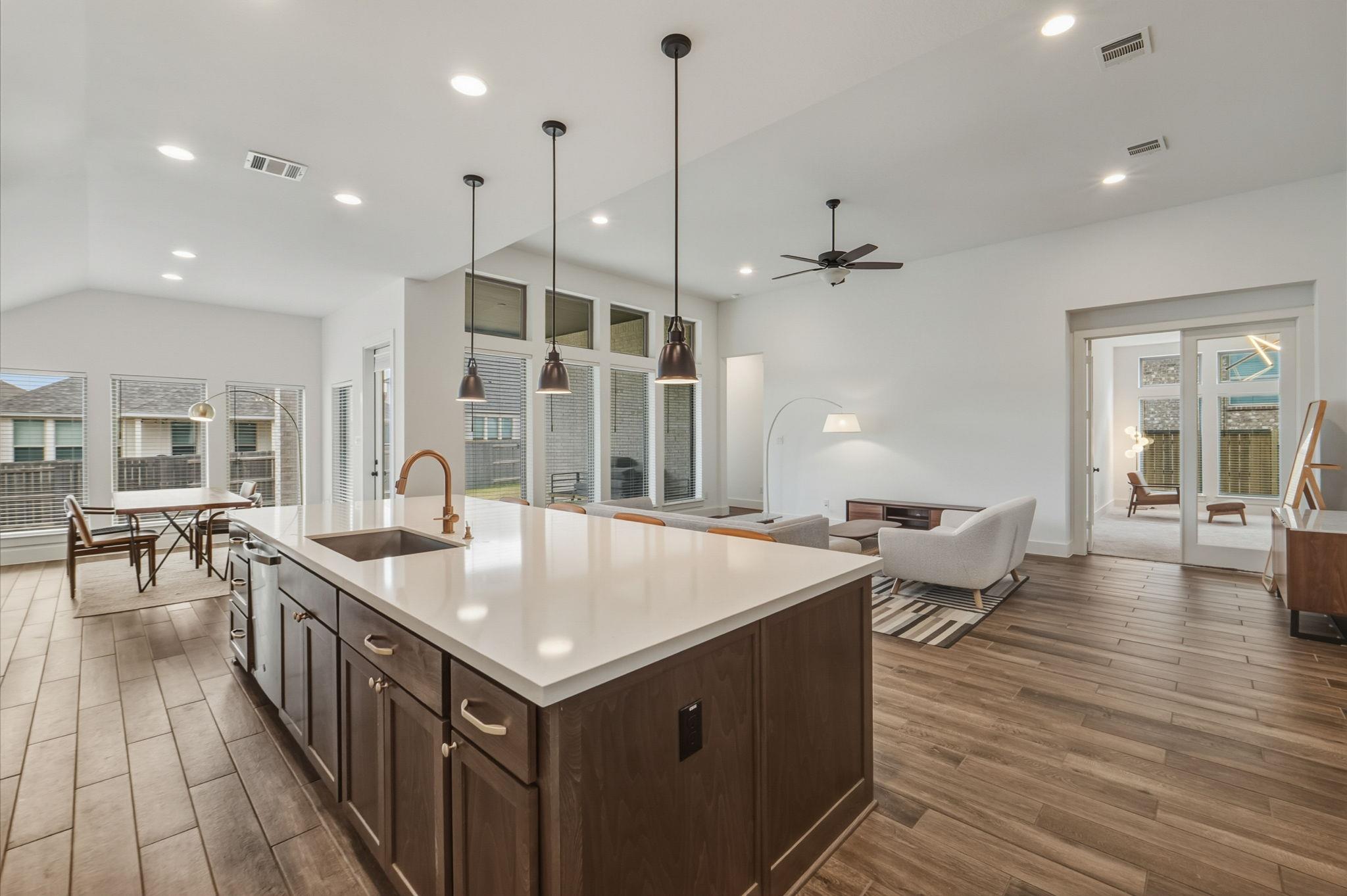 283 Painted Creek Way, Kyle, TX 78640