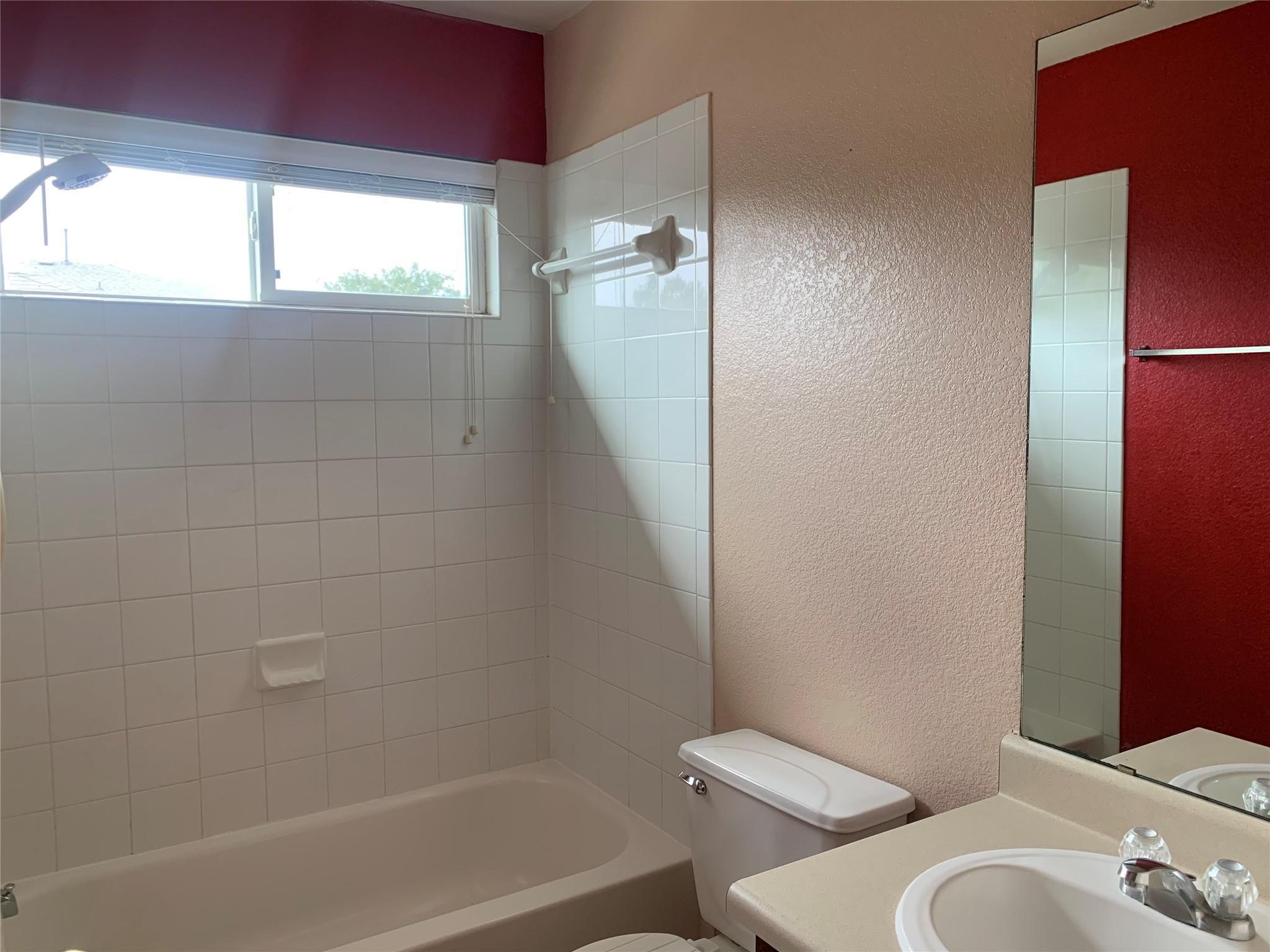 18317 Great Falls St, Manor, TX 78653