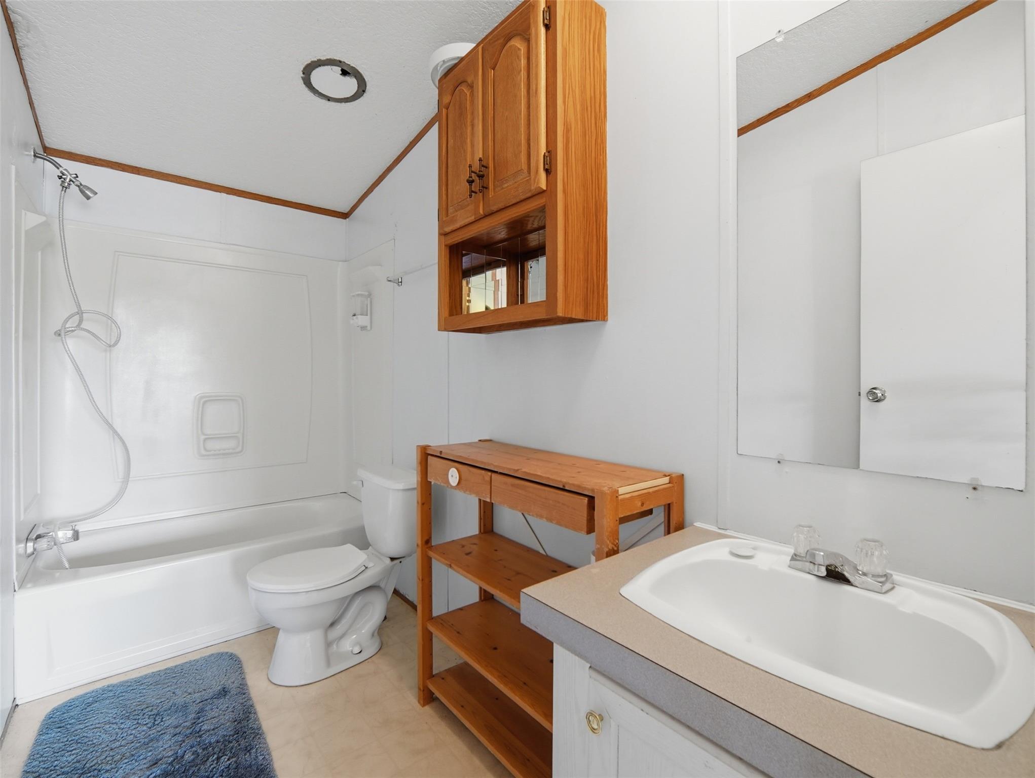 506 Oak Grove Rd, San Marcos, TX 78666