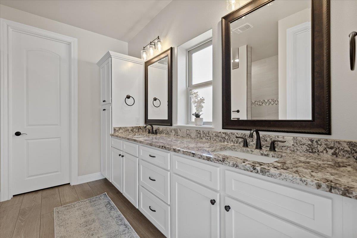 304 Morning Ridge Ct, Georgetown, TX 78628