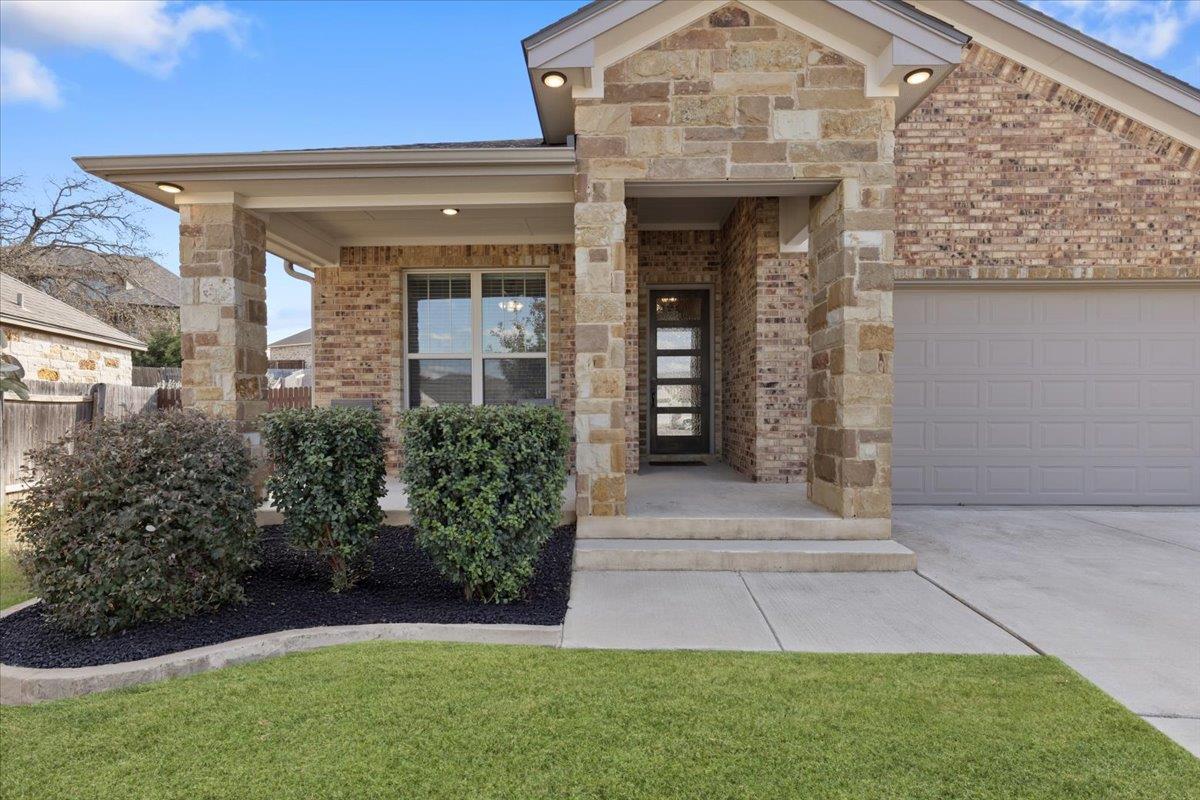 304 Morning Ridge Ct, Georgetown, TX 78628