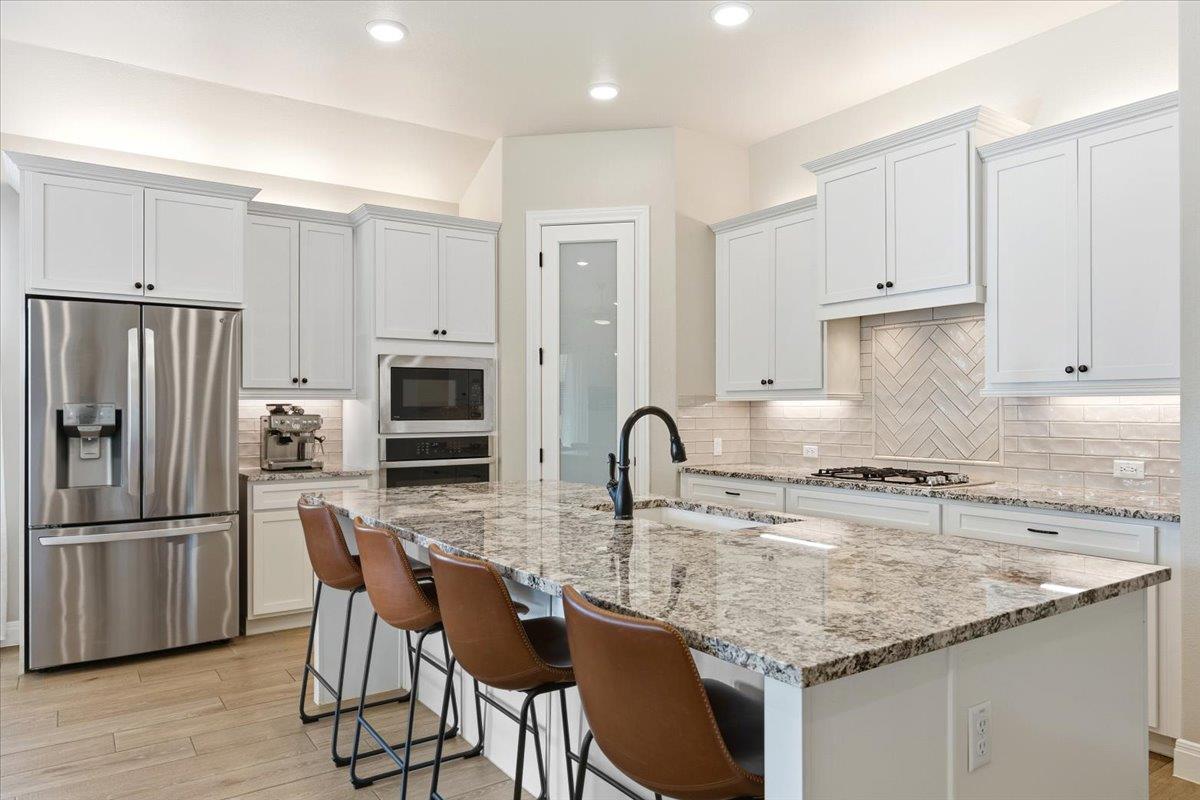 304 Morning Ridge Ct, Georgetown, TX 78628