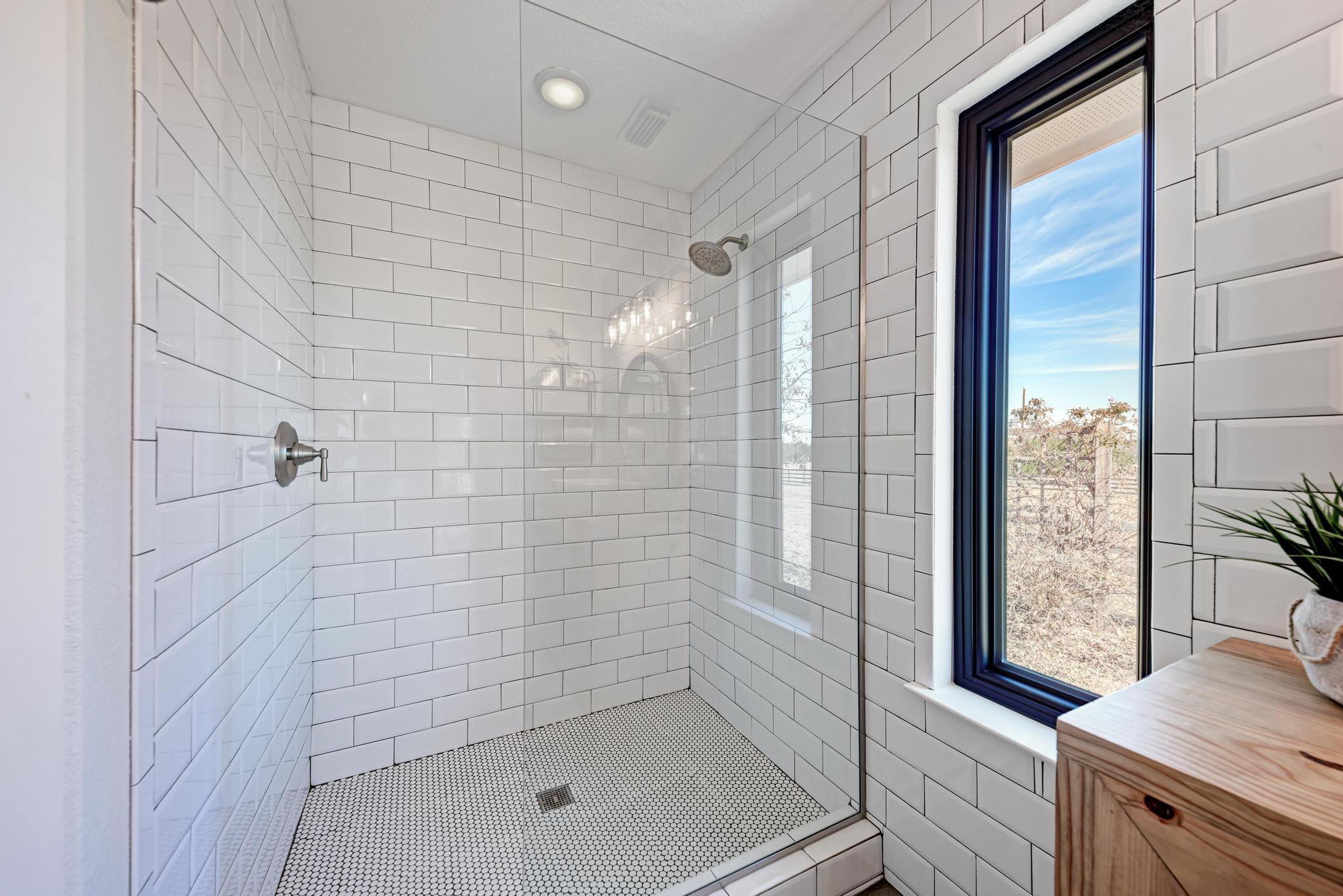 255 Glasscock Rd, Liberty Hill, TX 78642