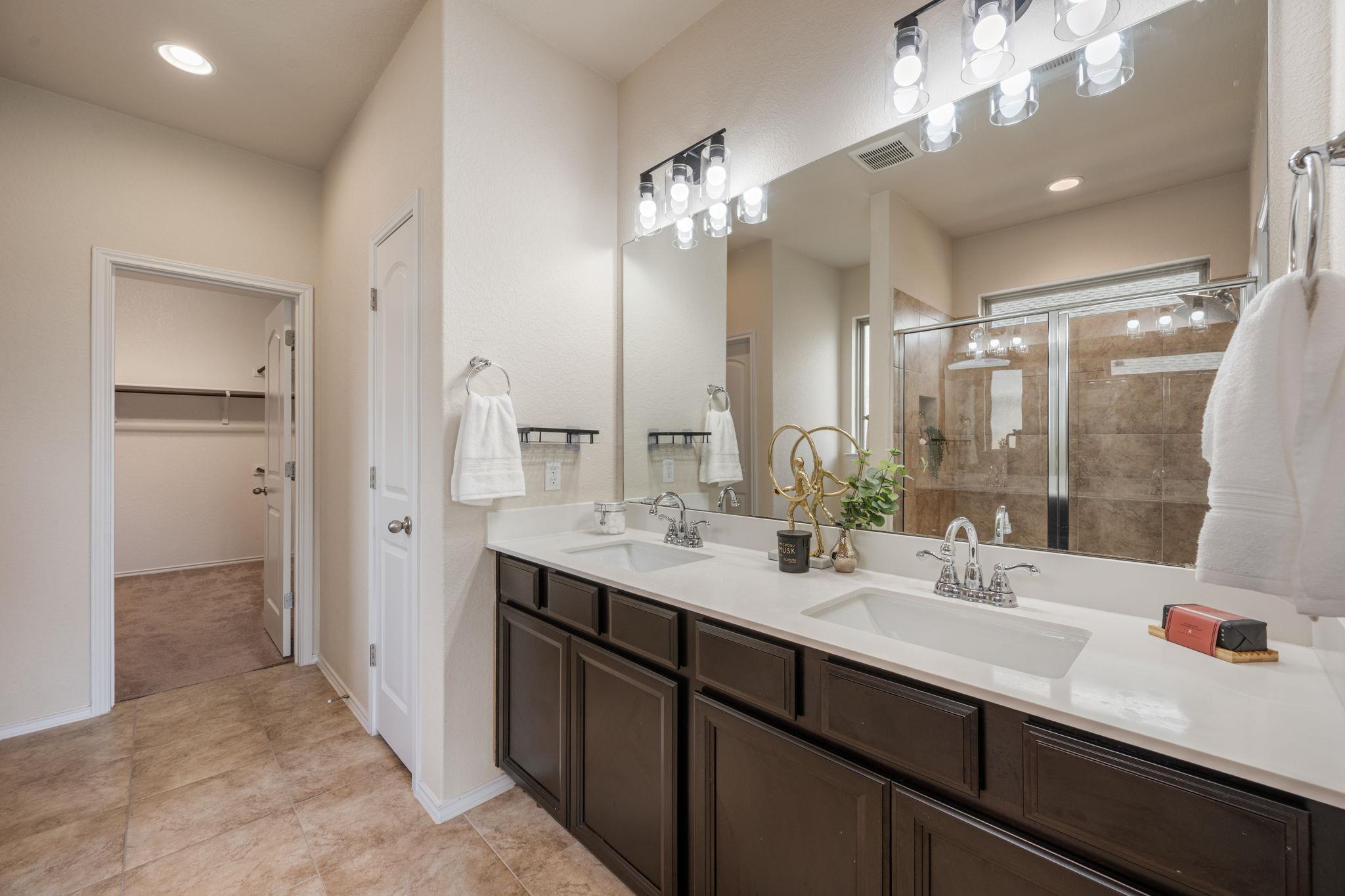 2028 Caritas Dr, Leander, TX 78641