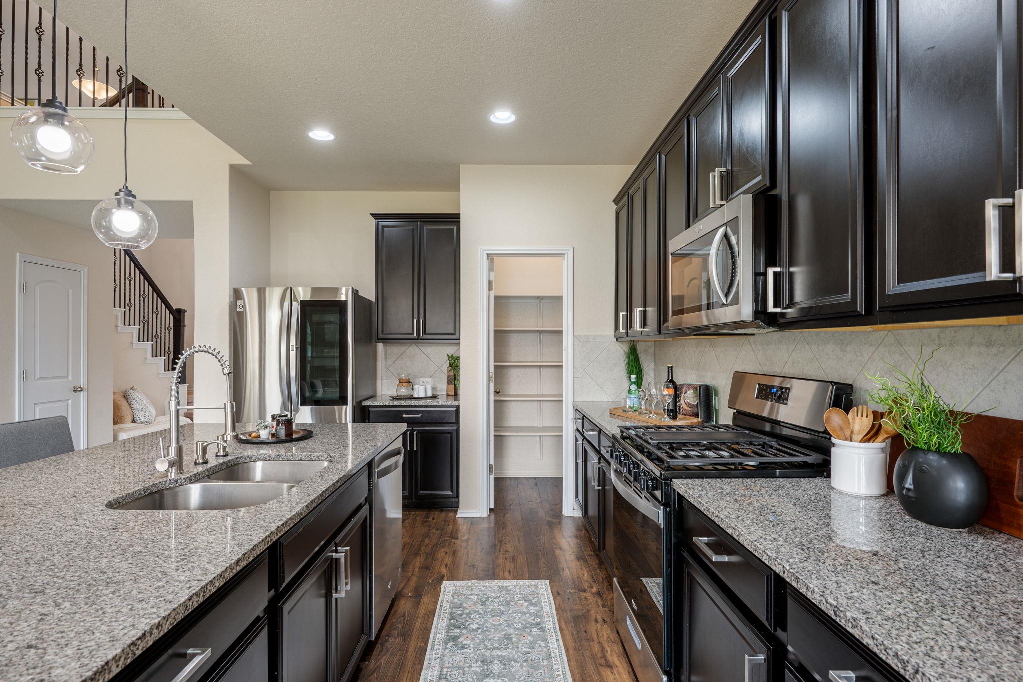 2028 Caritas Dr, Leander, TX 78641