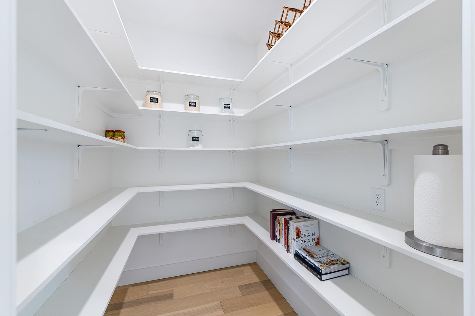 477 Willow Moon Ranch Rd, Crawford, TX 76638