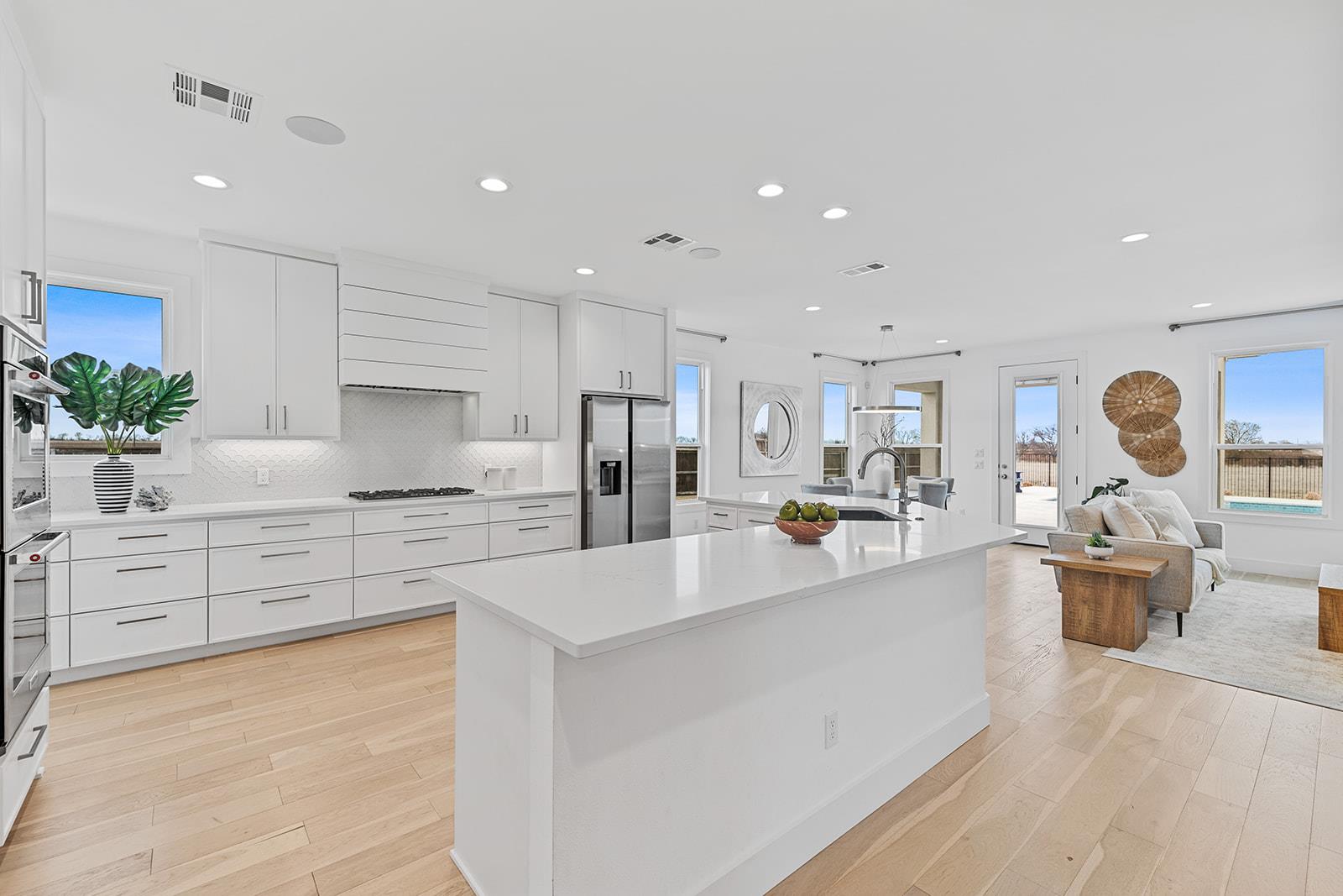 477 Willow Moon Ranch Rd, Crawford, TX 76638