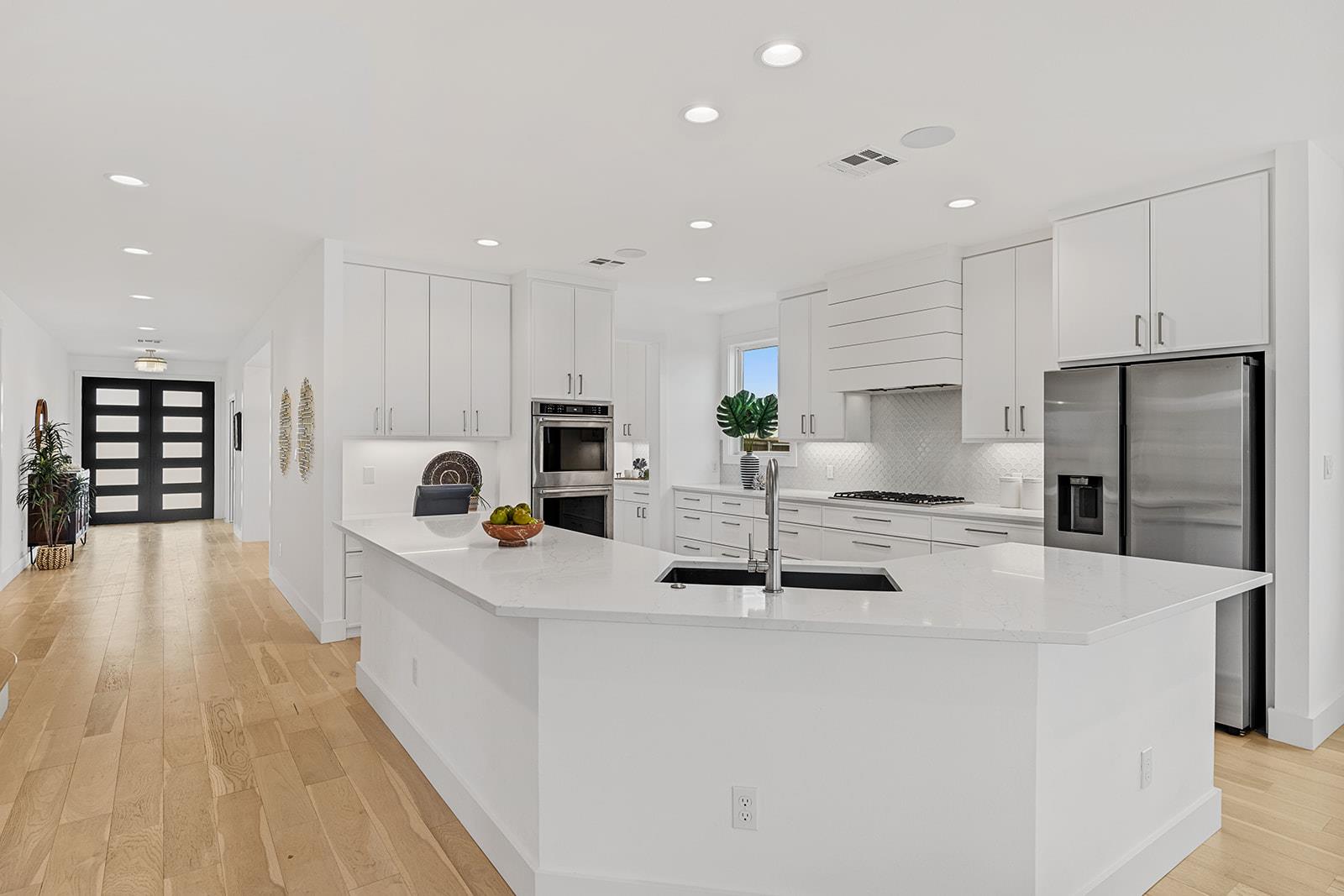 477 Willow Moon Ranch Rd, Crawford, TX 76638