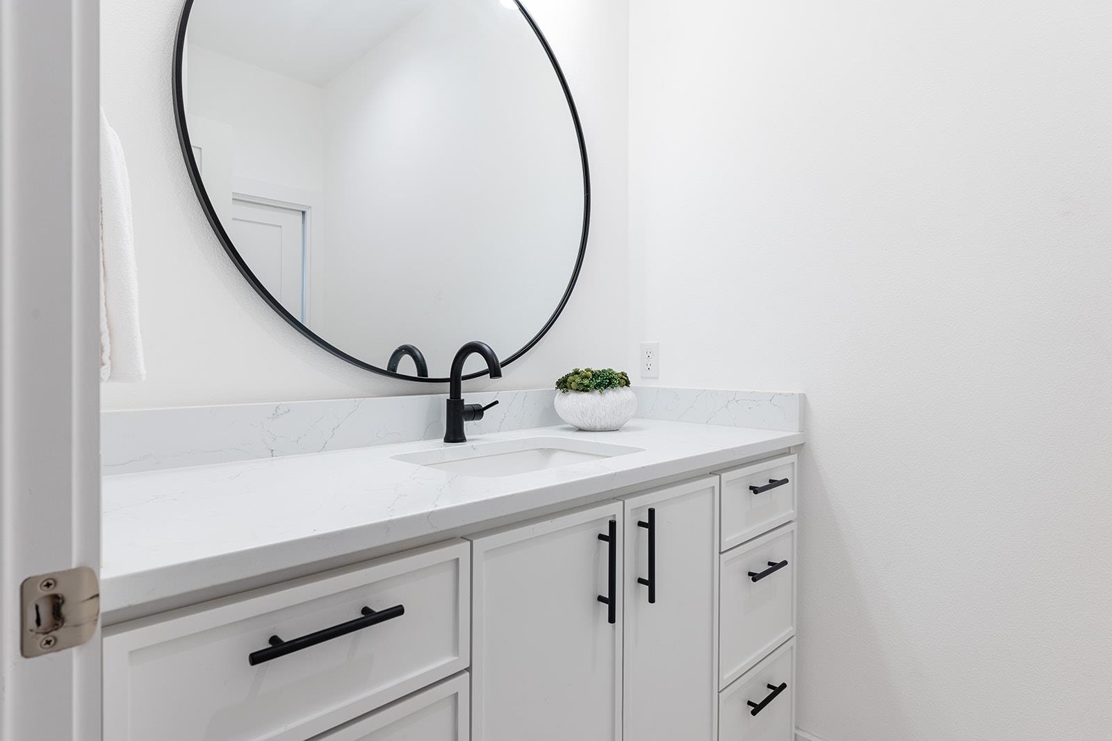 477 Willow Moon Ranch Rd, Crawford, TX 76638