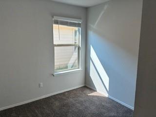 213 Yemen Rd, Taylor, TX 76574