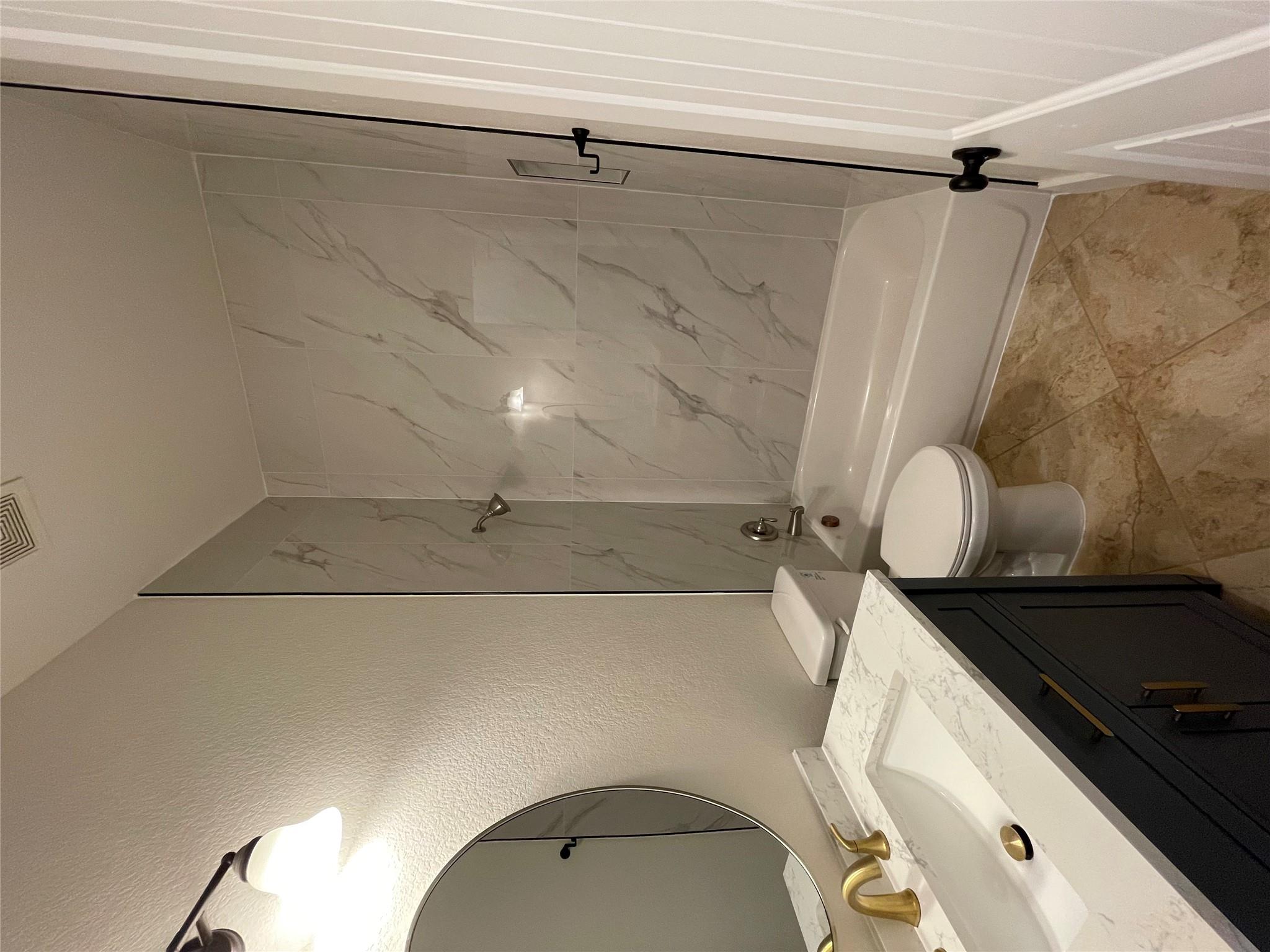 706 W Lockhart St, Kyle, TX 78640