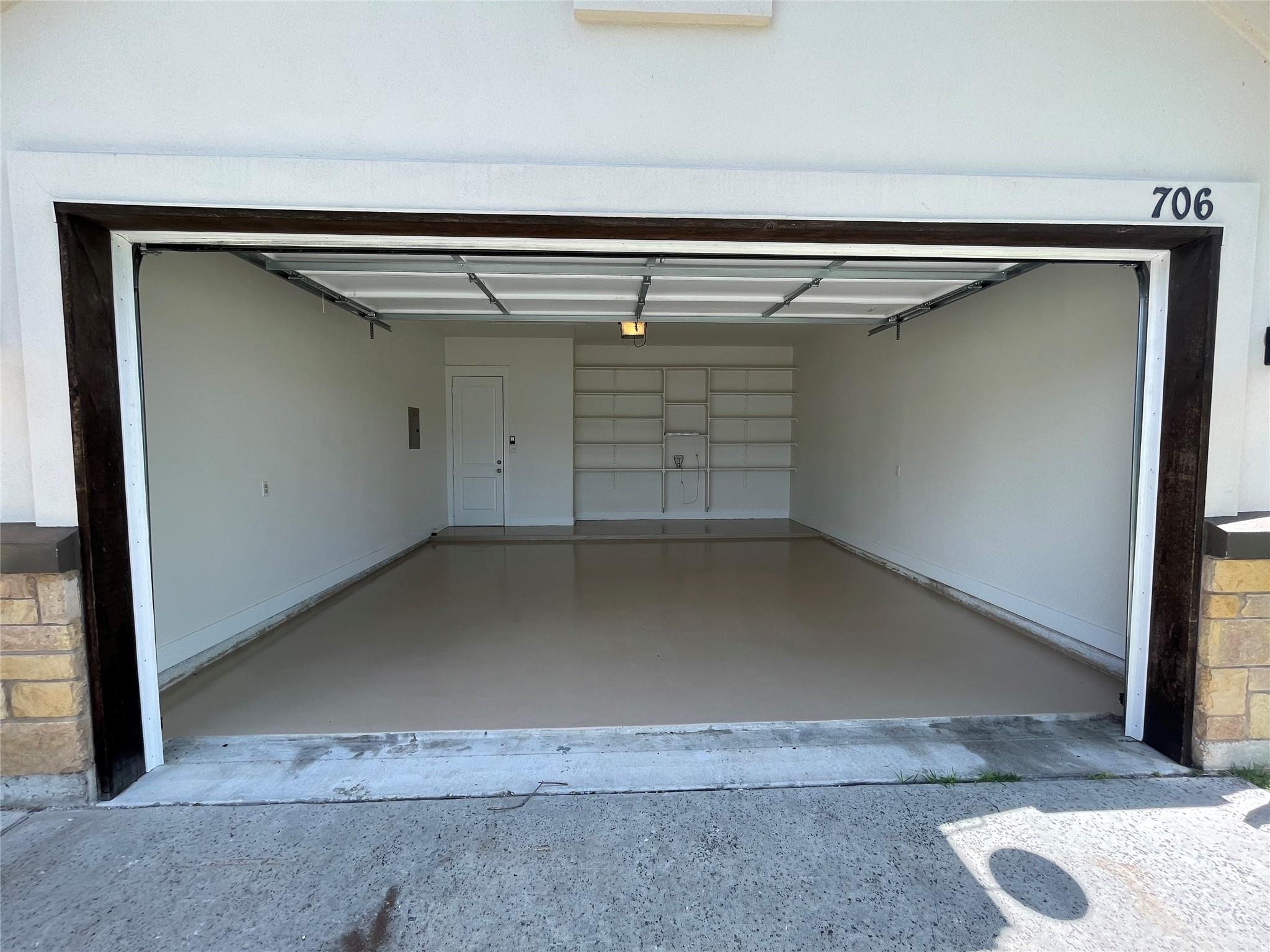 706 W Lockhart St, Kyle, TX 78640