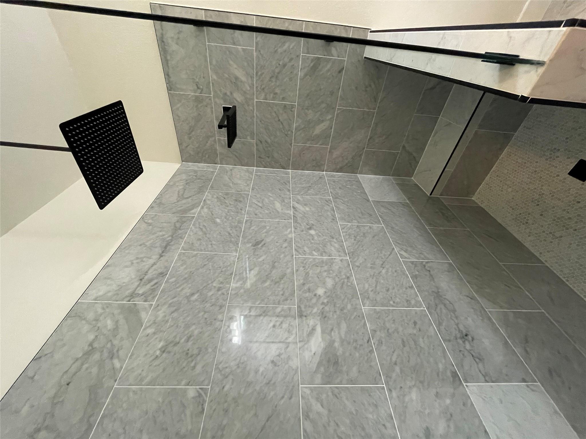 706 W Lockhart St, Kyle, TX 78640