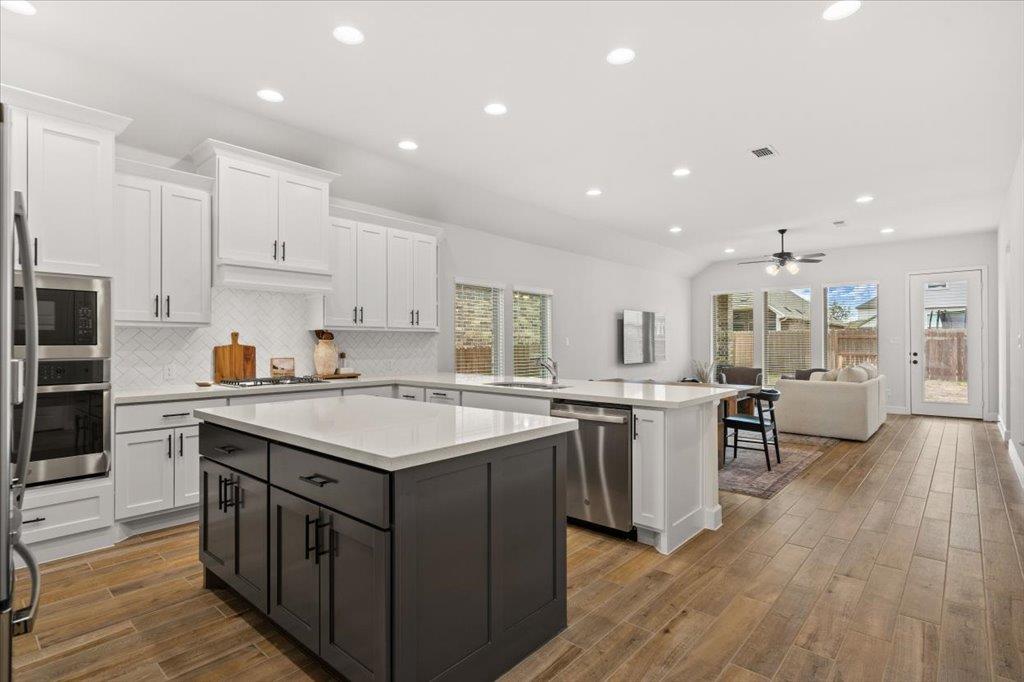 120 Plumbago Loop, Bastrop, TX 78602