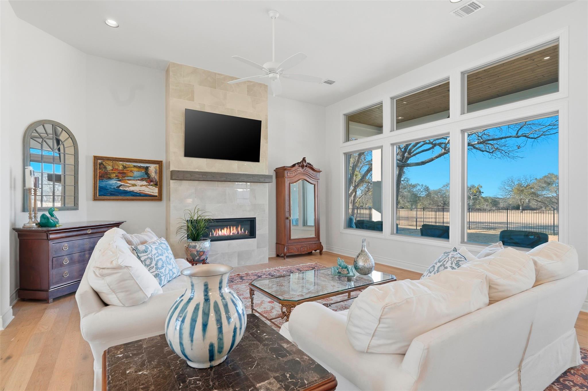 309 Flint Ridge Trl, Georgetown, TX 78628