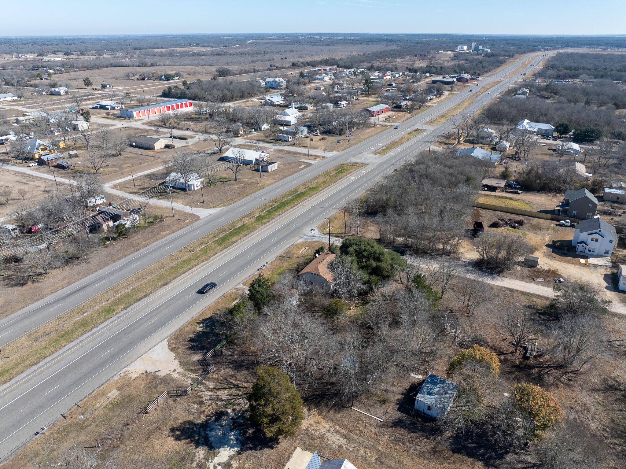 3793 Us-290 E, Paige, TX 78659