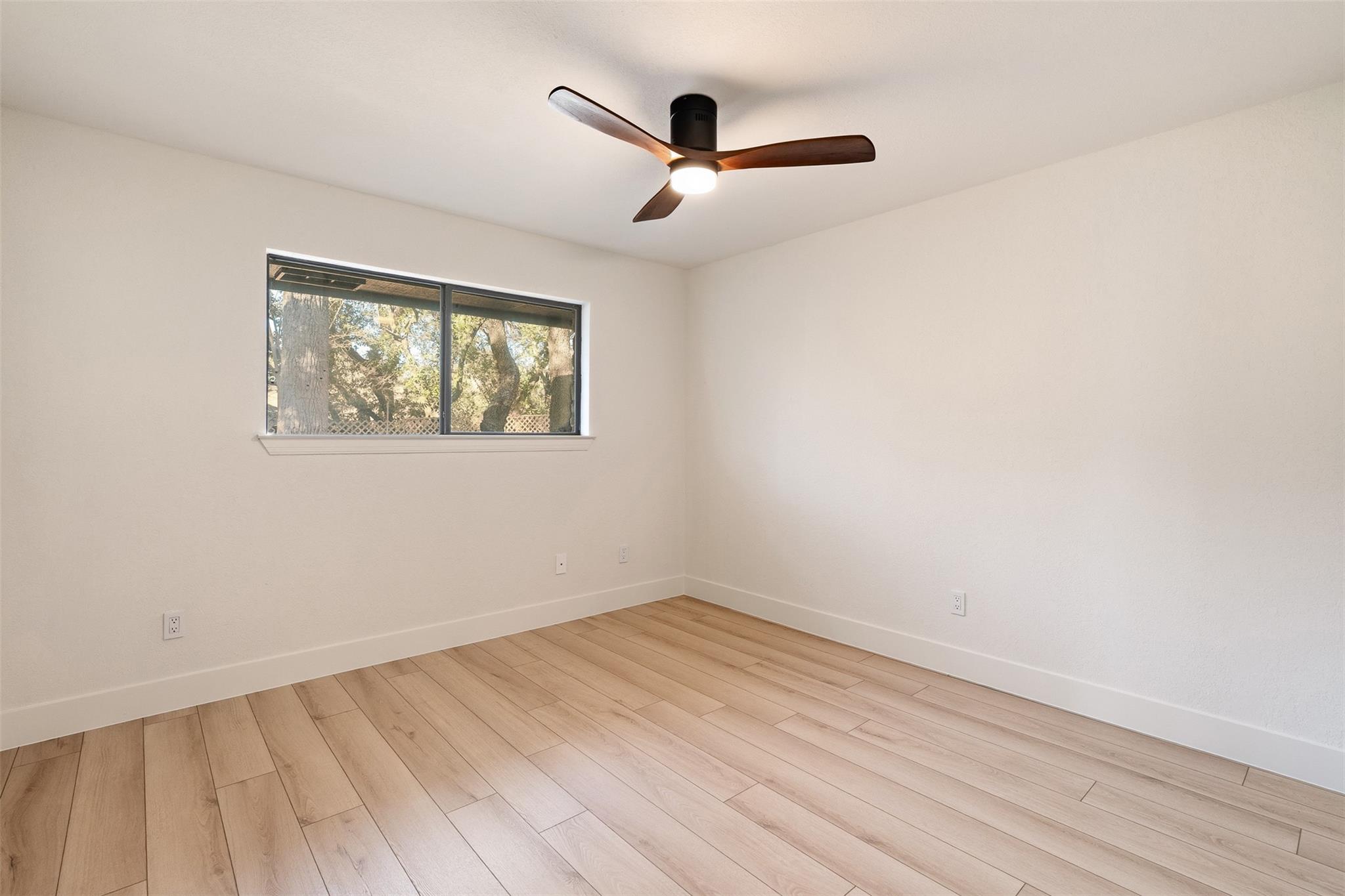 300 Norwood Dr W, Georgetown, TX 78628