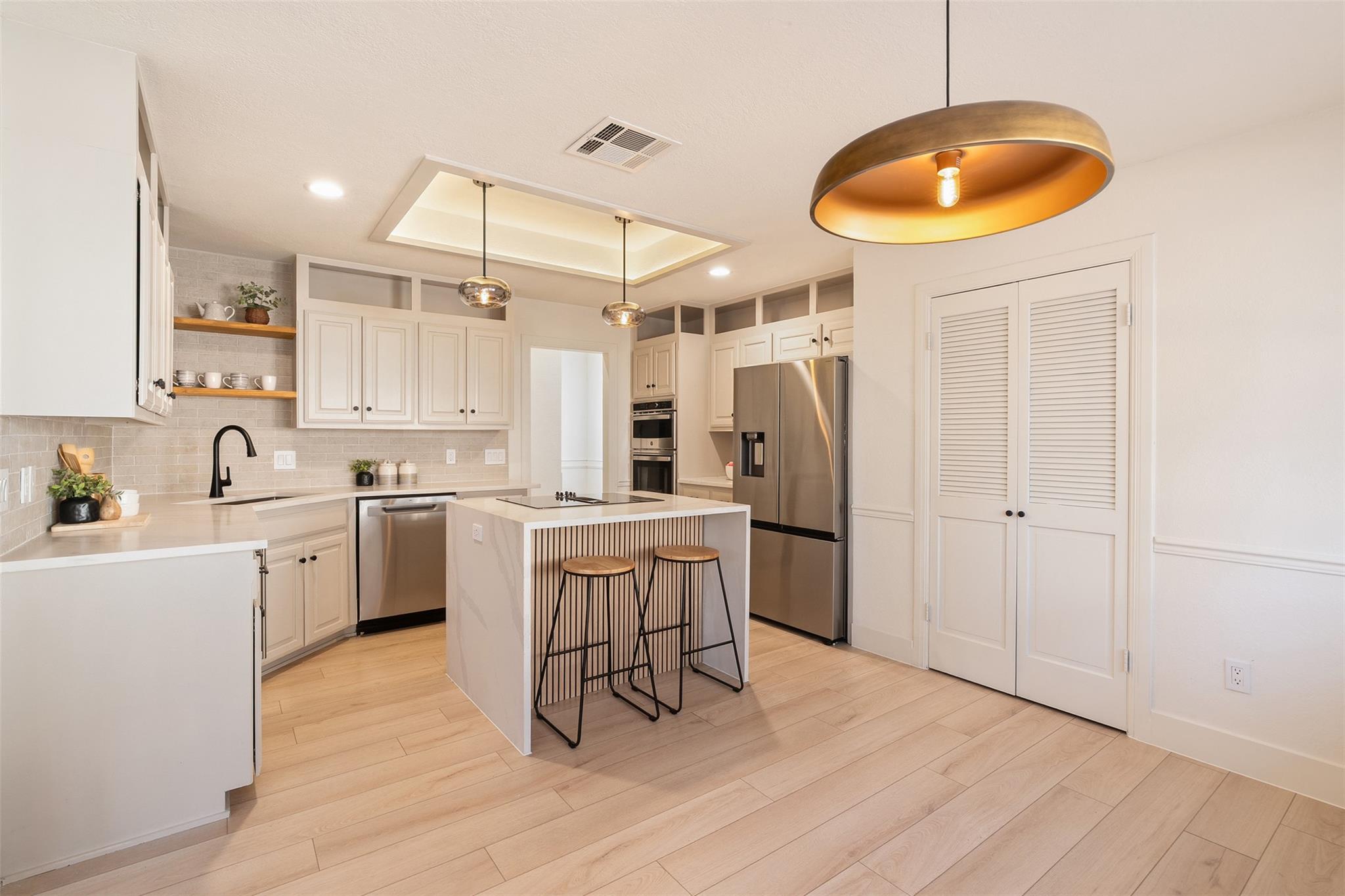 300 Norwood Dr W, Georgetown, TX 78628