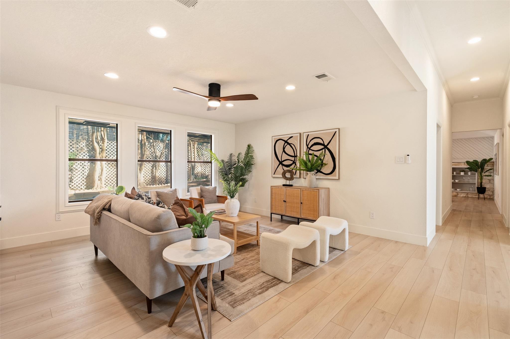 300 Norwood Dr W, Georgetown, TX 78628