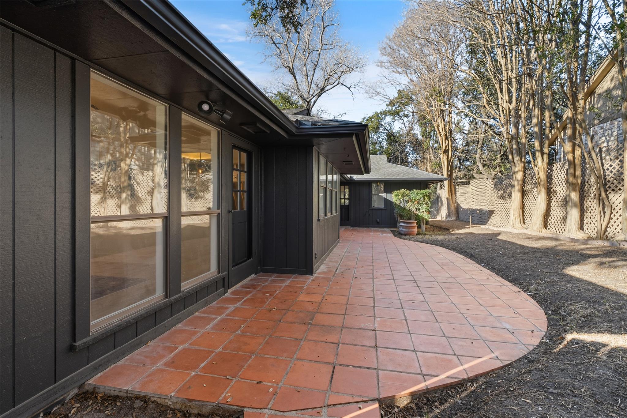 300 Norwood Dr W, Georgetown, TX 78628