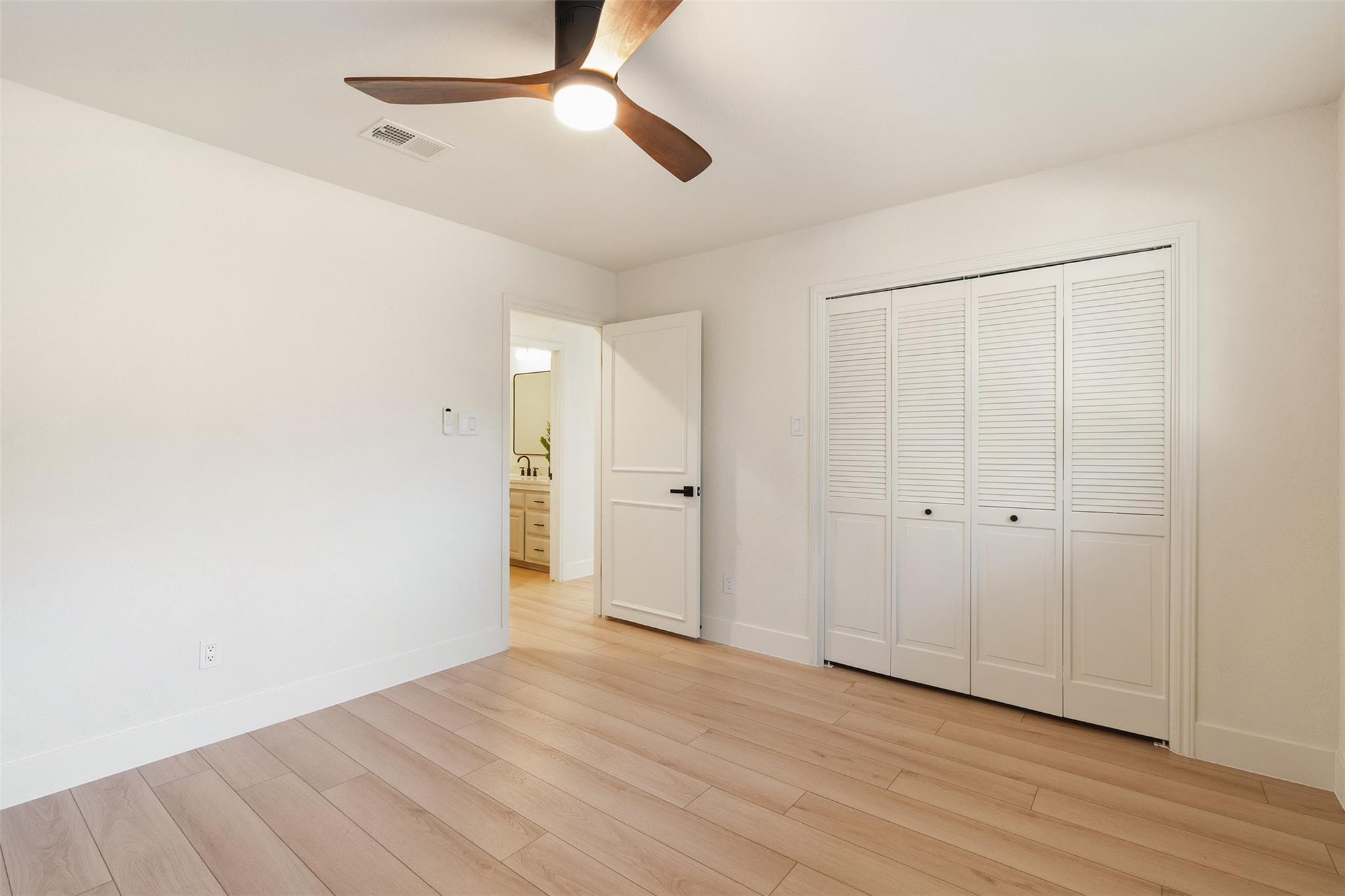 300 Norwood Dr W, Georgetown, TX 78628