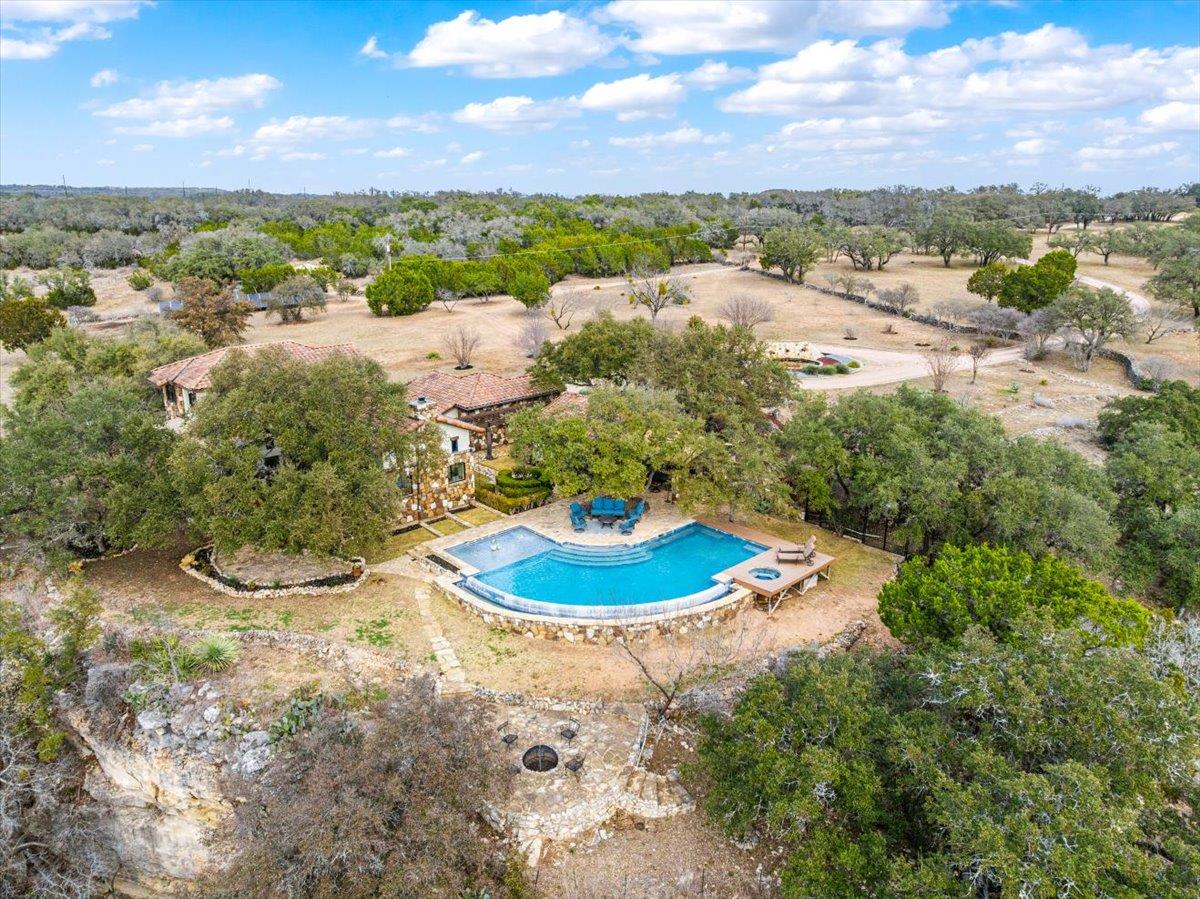 2808 & 2804 Fall Creek Estates Dr, Spicewood, TX 78669