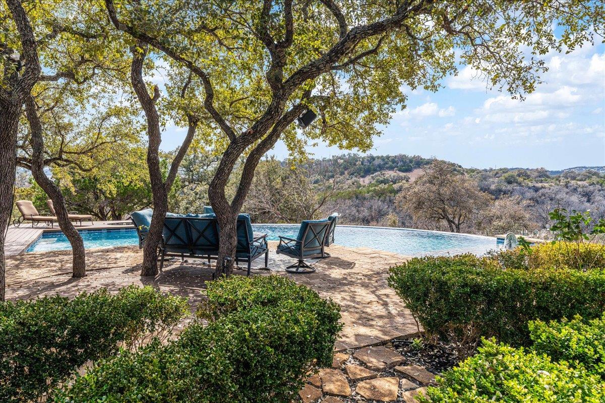 2808 & 2804 Fall Creek Estates Dr, Spicewood, TX 78669