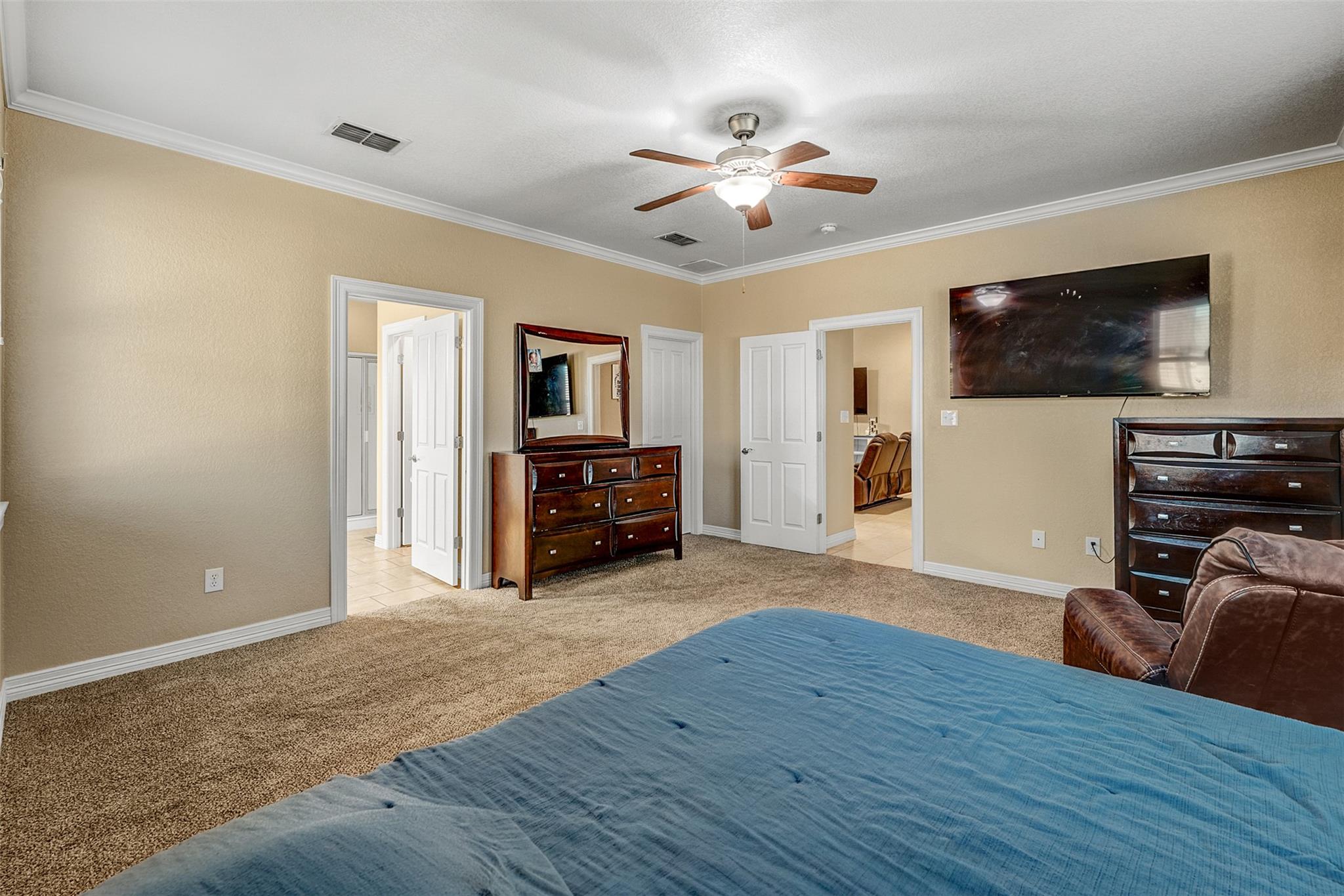 100 Magan Ln, Jarrell, TX 76537