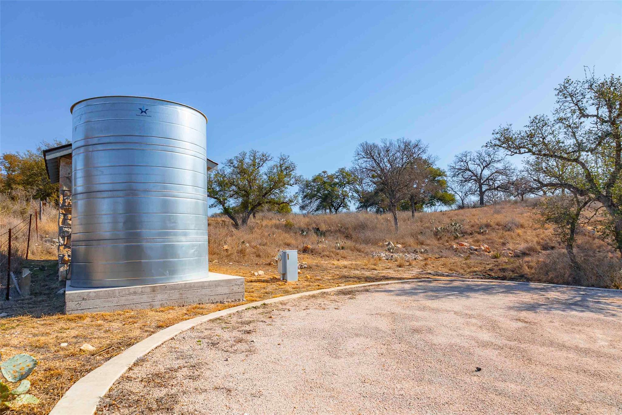 000 River Pl, Johnson City, TX 78636