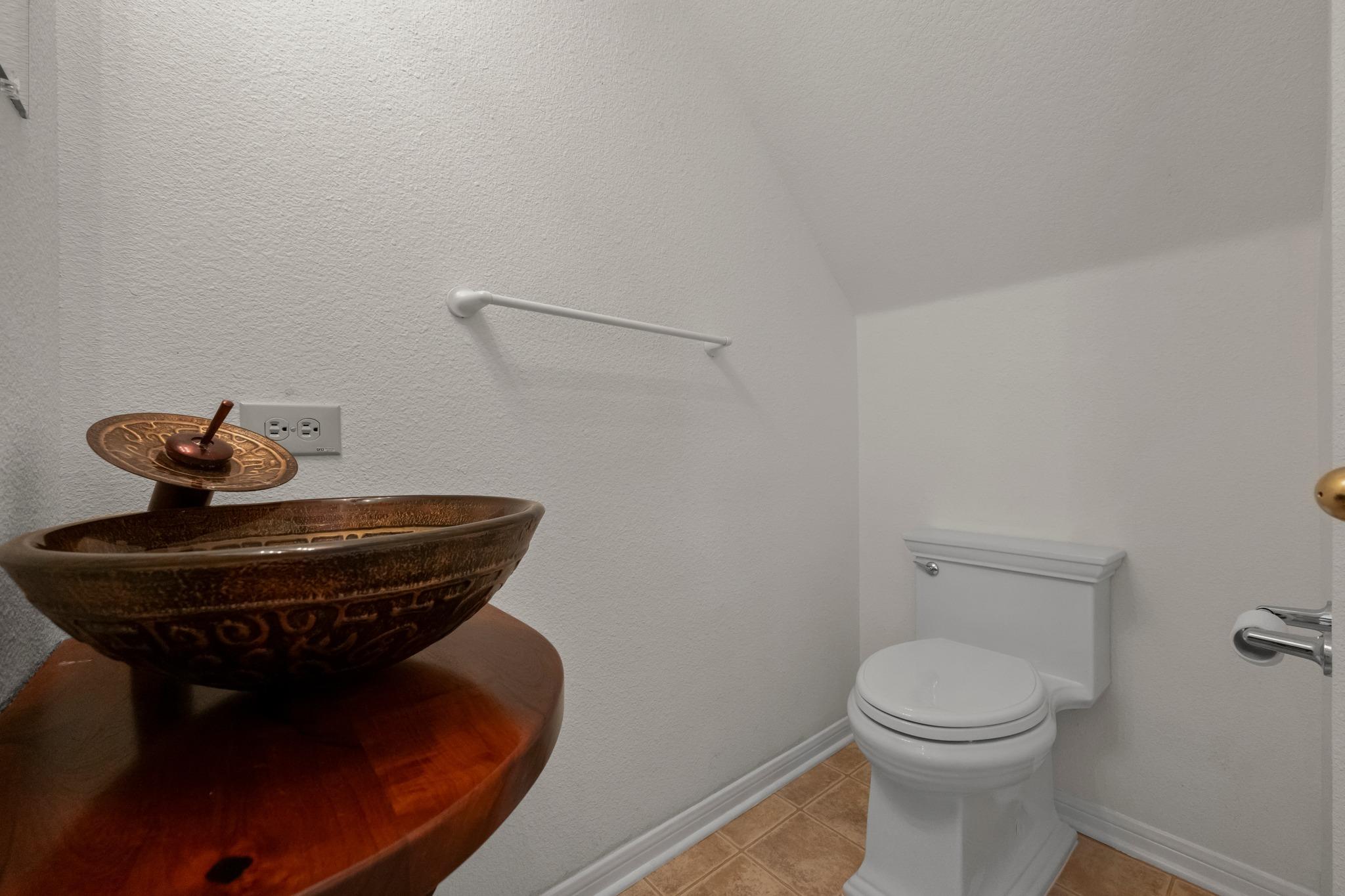 1316 Overland Stage Rd, Dripping Springs, TX 78620