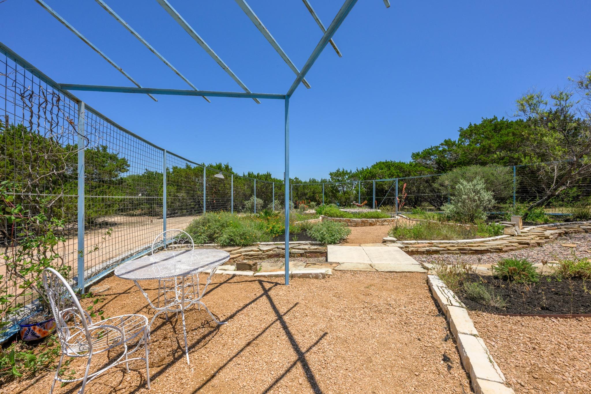 1316 Overland Stage Rd, Dripping Springs, TX 78620