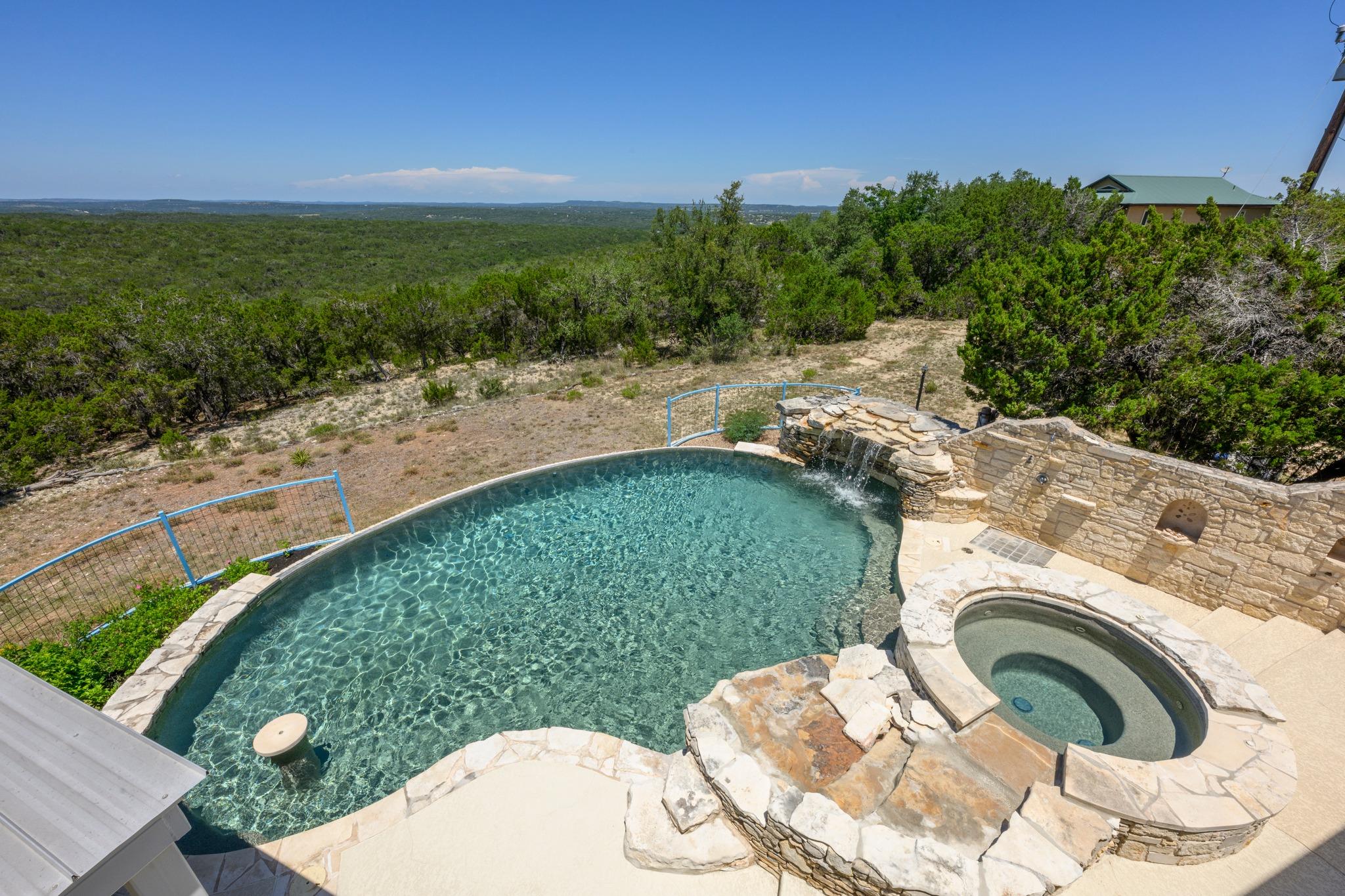1316 Overland Stage Rd, Dripping Springs, TX 78620