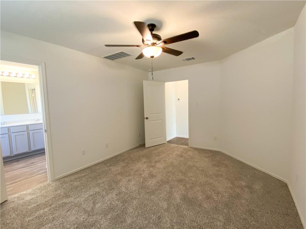 301 Greatest Gift Way, Jarrell, TX 76537