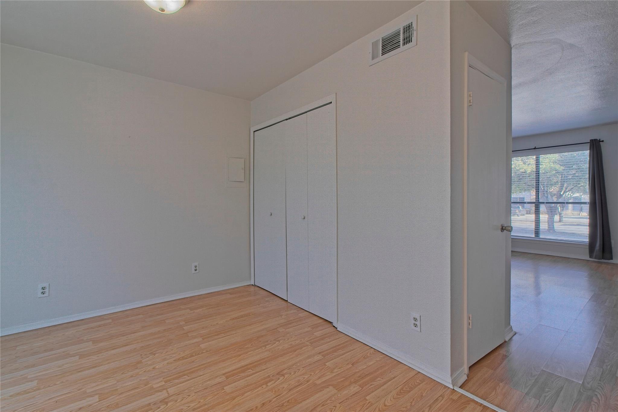 3004 Whisper Oaks Ln # D, Georgetown, TX 78628