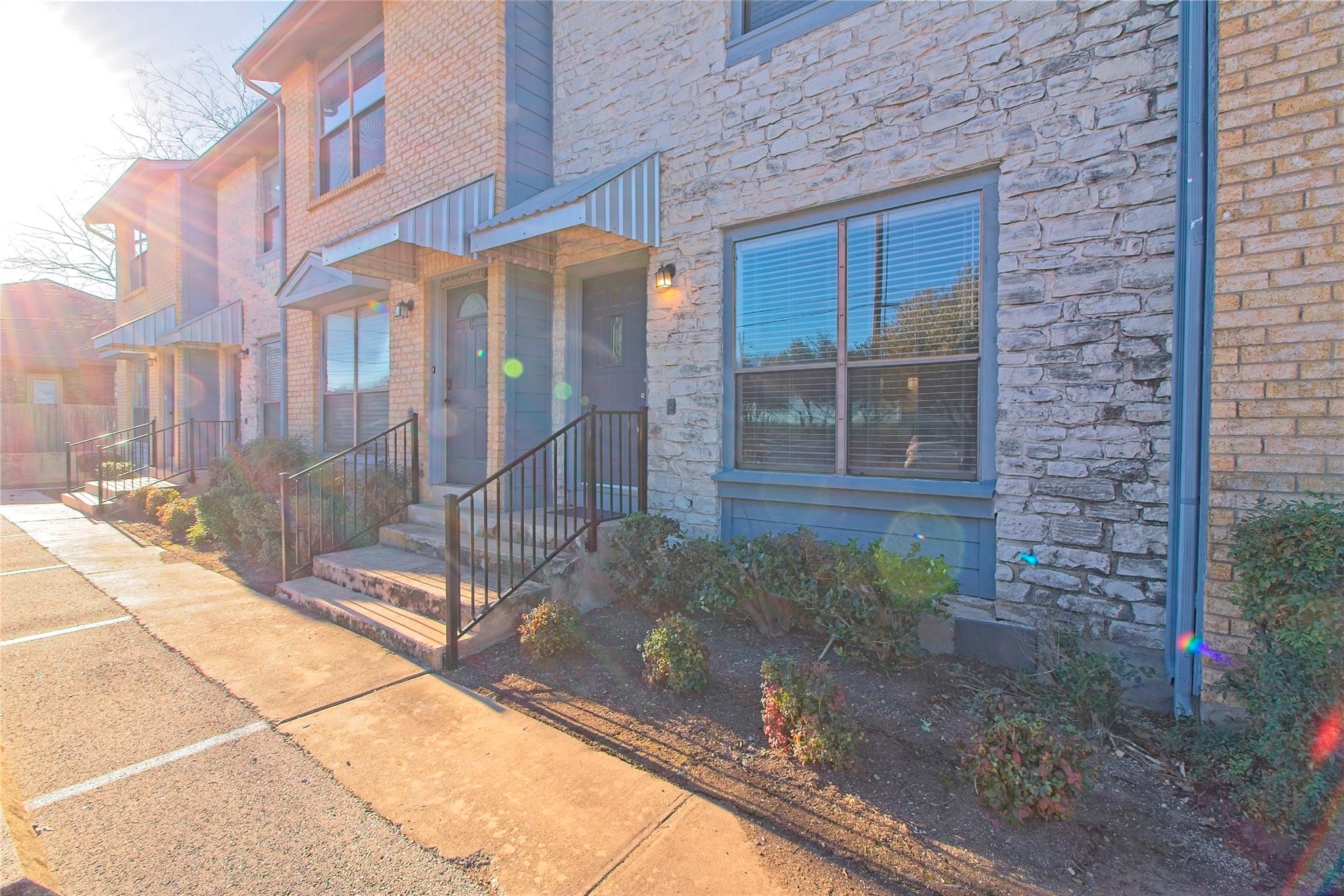 3004 Whisper Oaks Ln # D, Georgetown, TX 78628