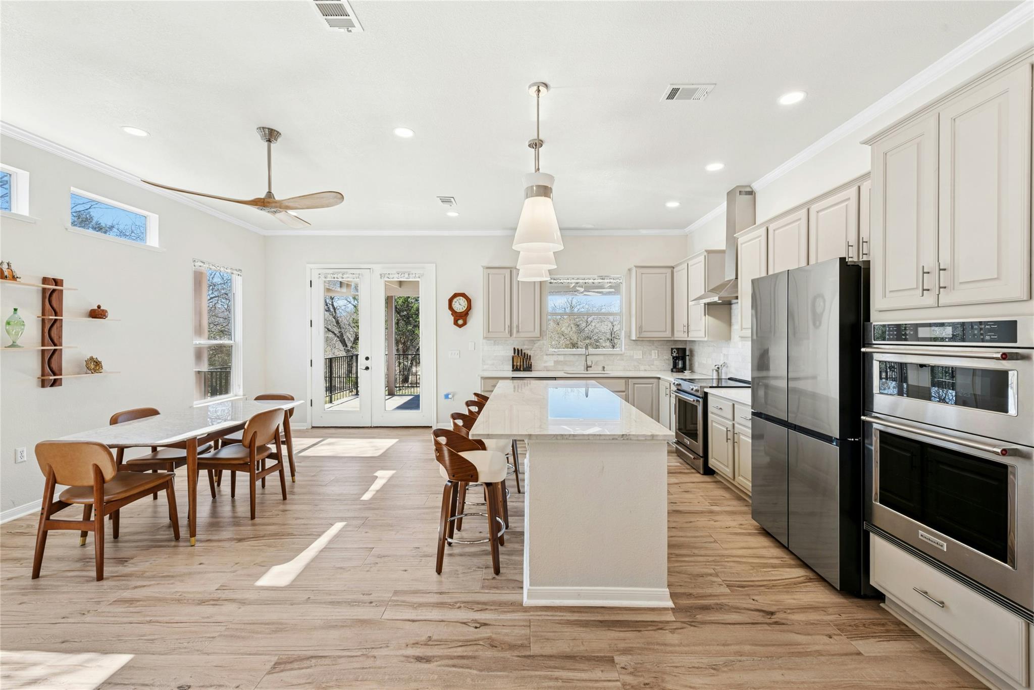 125 Crystal Springs Dr, Georgetown, TX 78633