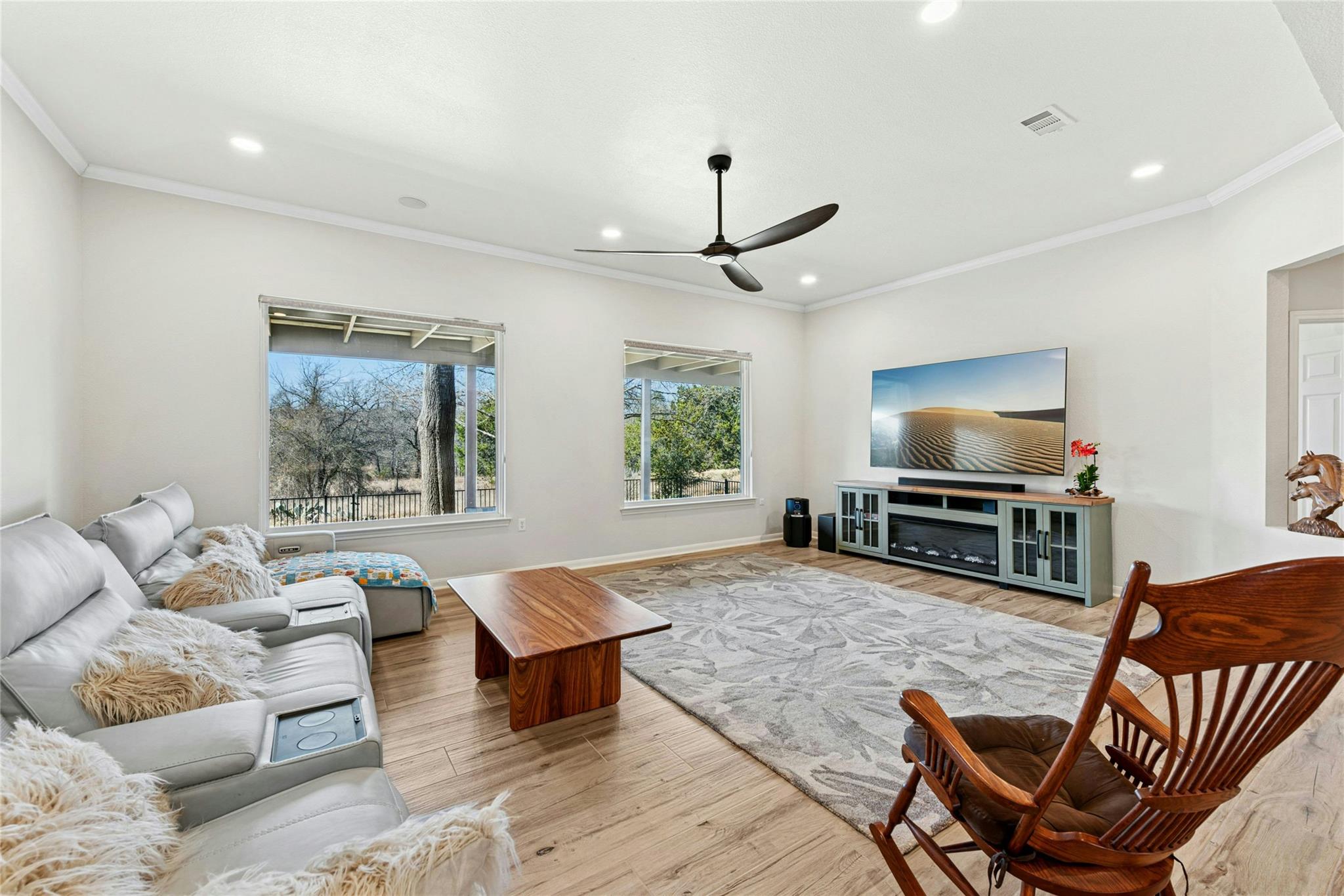 125 Crystal Springs Dr, Georgetown, TX 78633