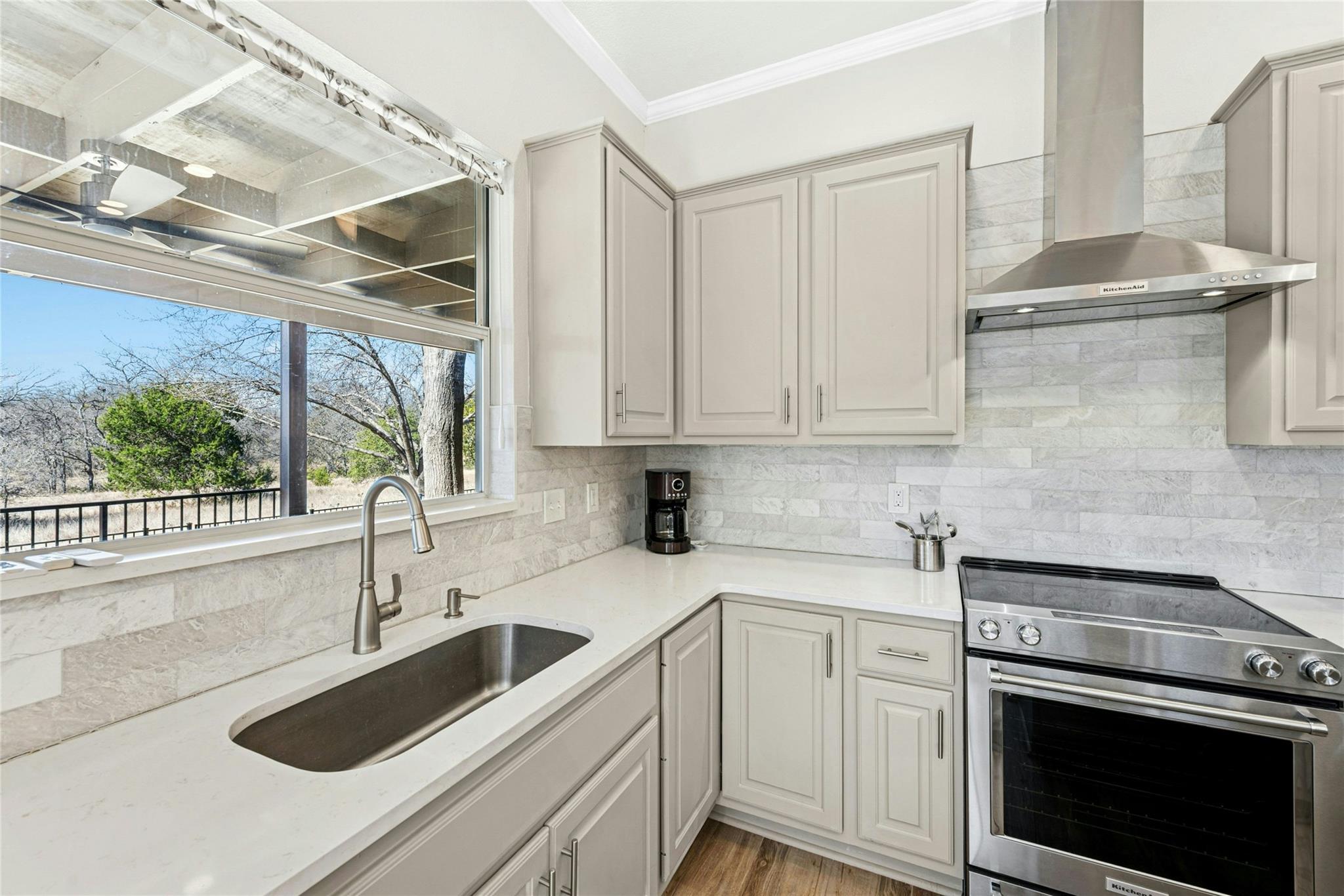 125 Crystal Springs Dr, Georgetown, TX 78633