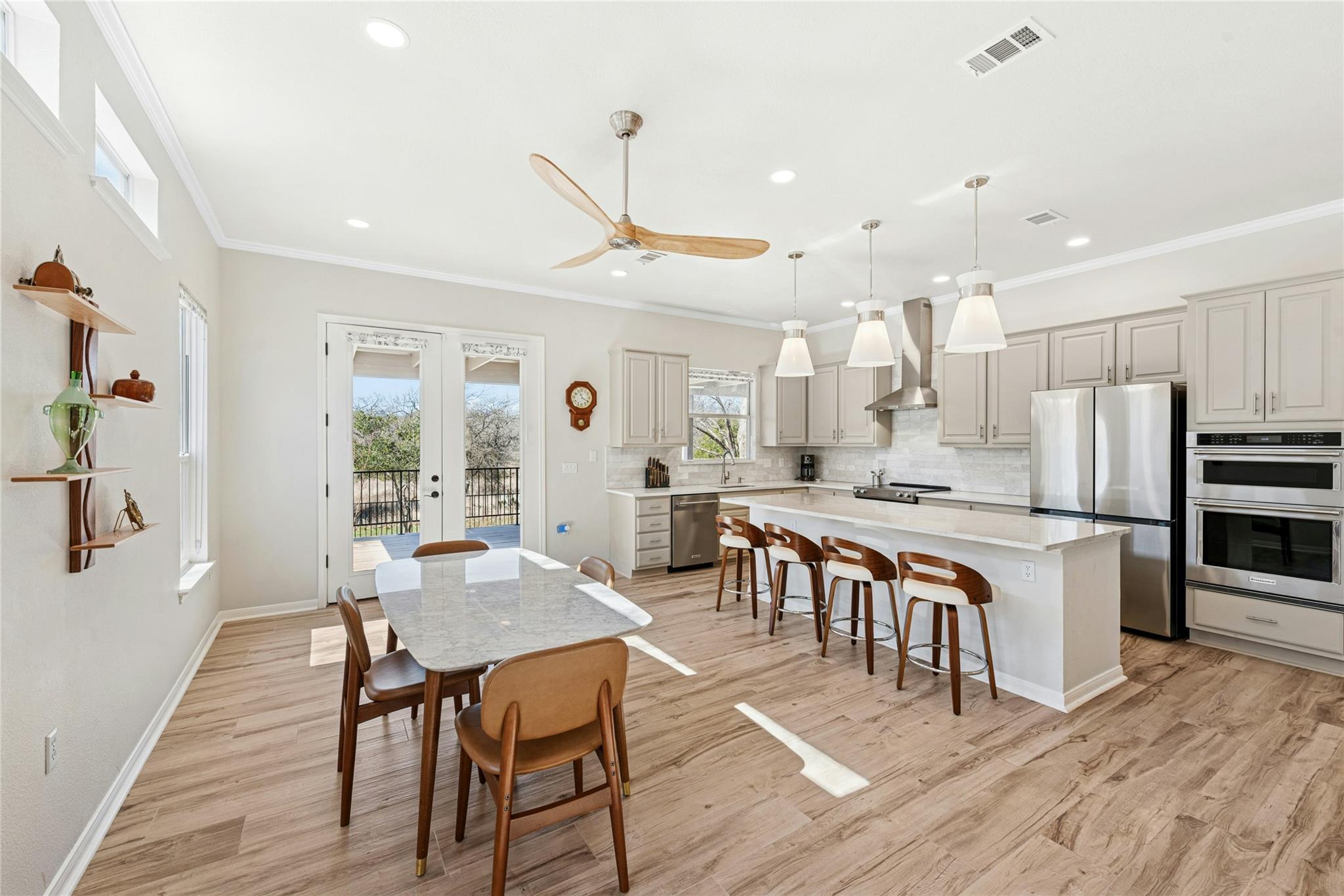 125 Crystal Springs Dr, Georgetown, TX 78633