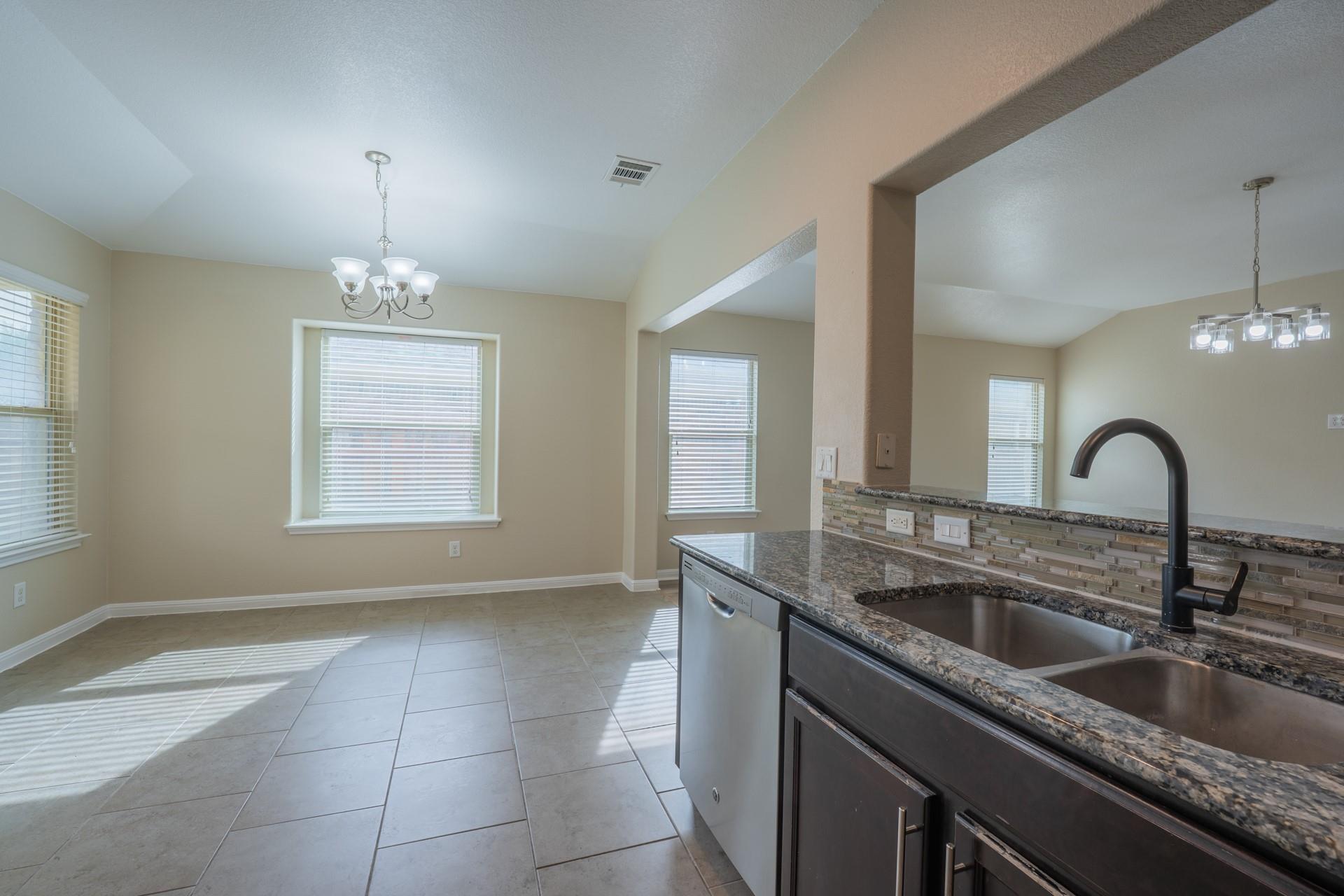 624 Joppa Rd, Leander, TX 78641