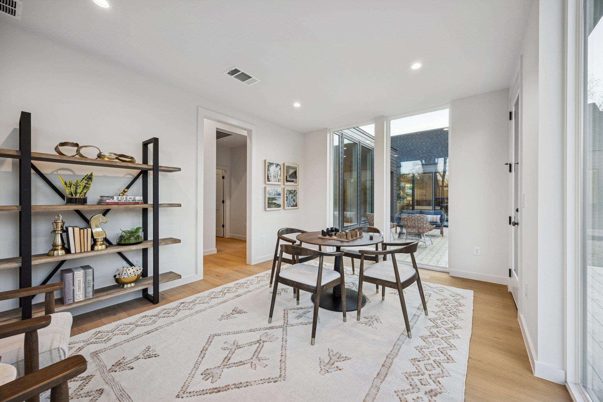 4700 Philco Dr, Austin, TX 78745