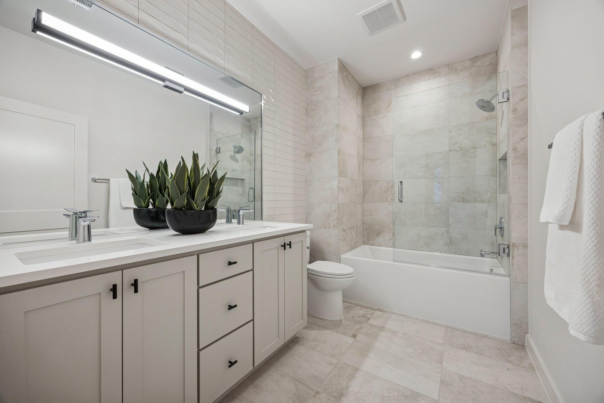 4700 Philco Dr, Austin, TX 78745